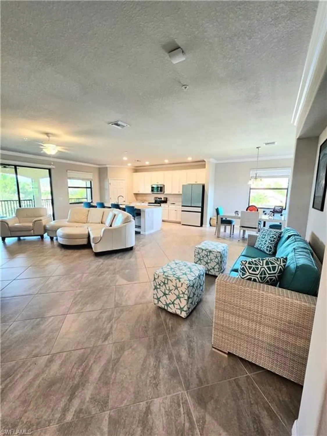 Property Slideshow image 9 of 48 | 17410 cherrywood ct unit 7203, Bonita Springs, FL, 34135