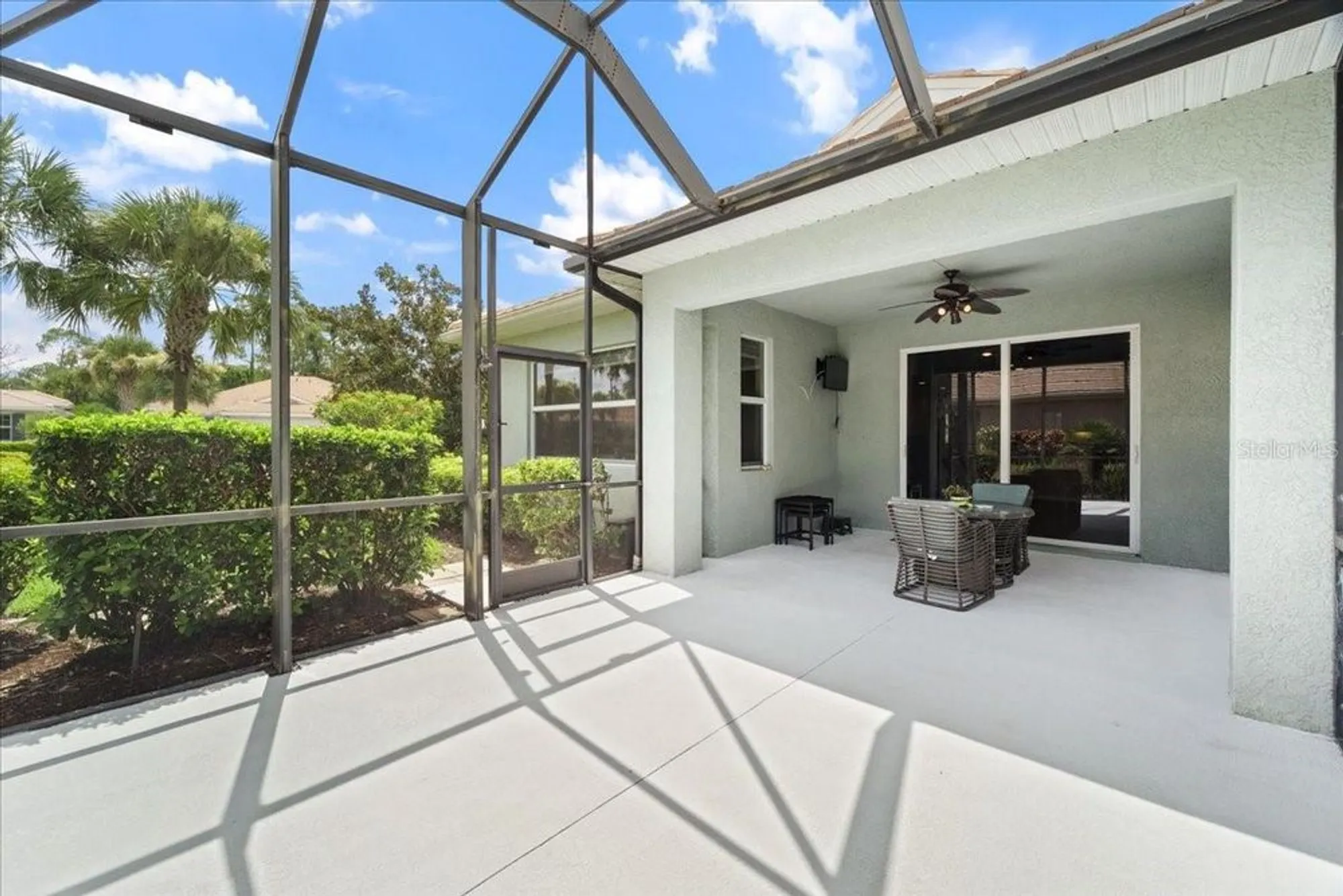 Property Slideshow image 15 of 39 | 10662 camarelle cir, Fort Myers, FL, 33913