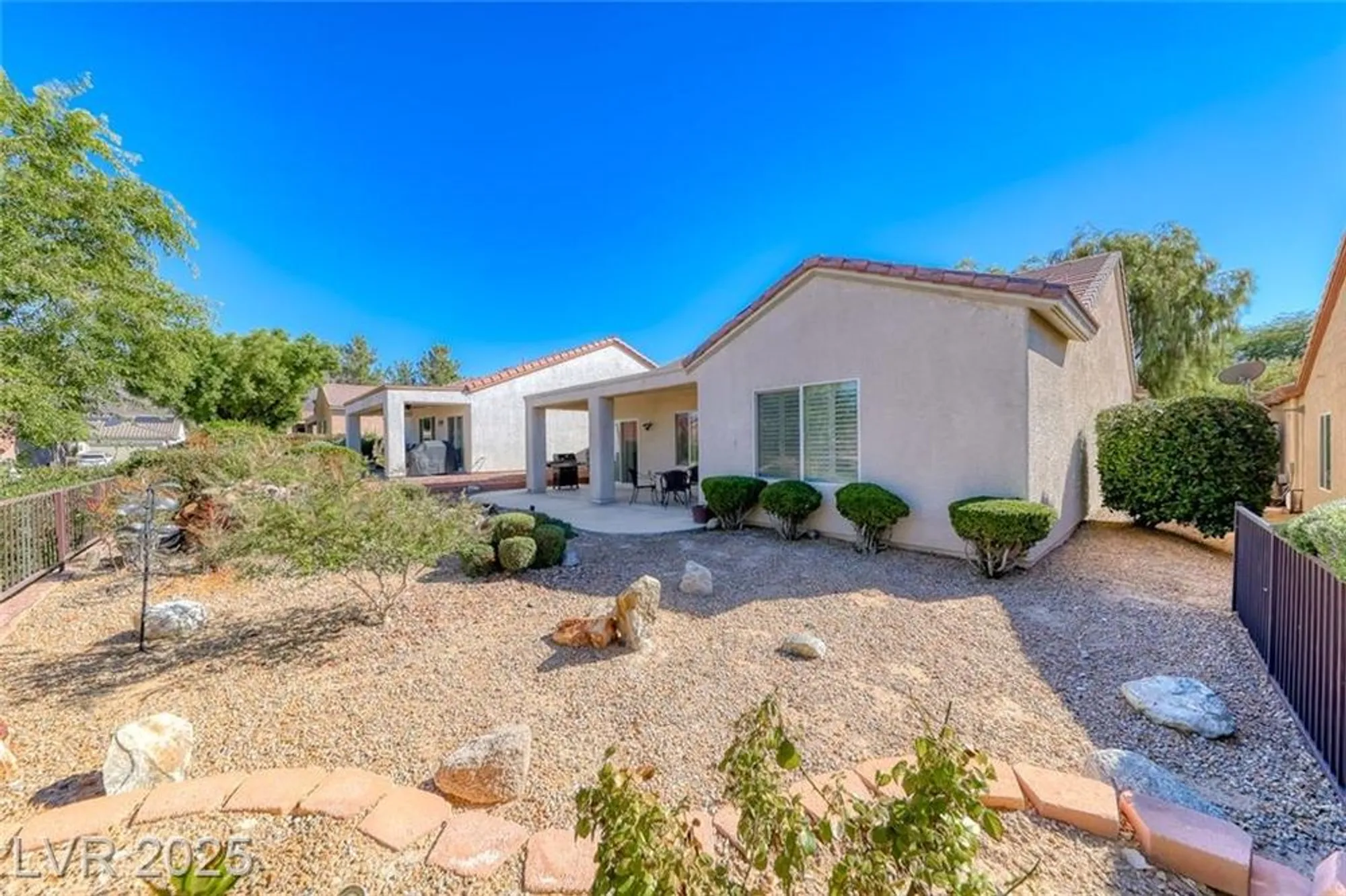 Property Slideshow image 31 of 51 | 2404 anderson park dr, Henderson, NV, 89044