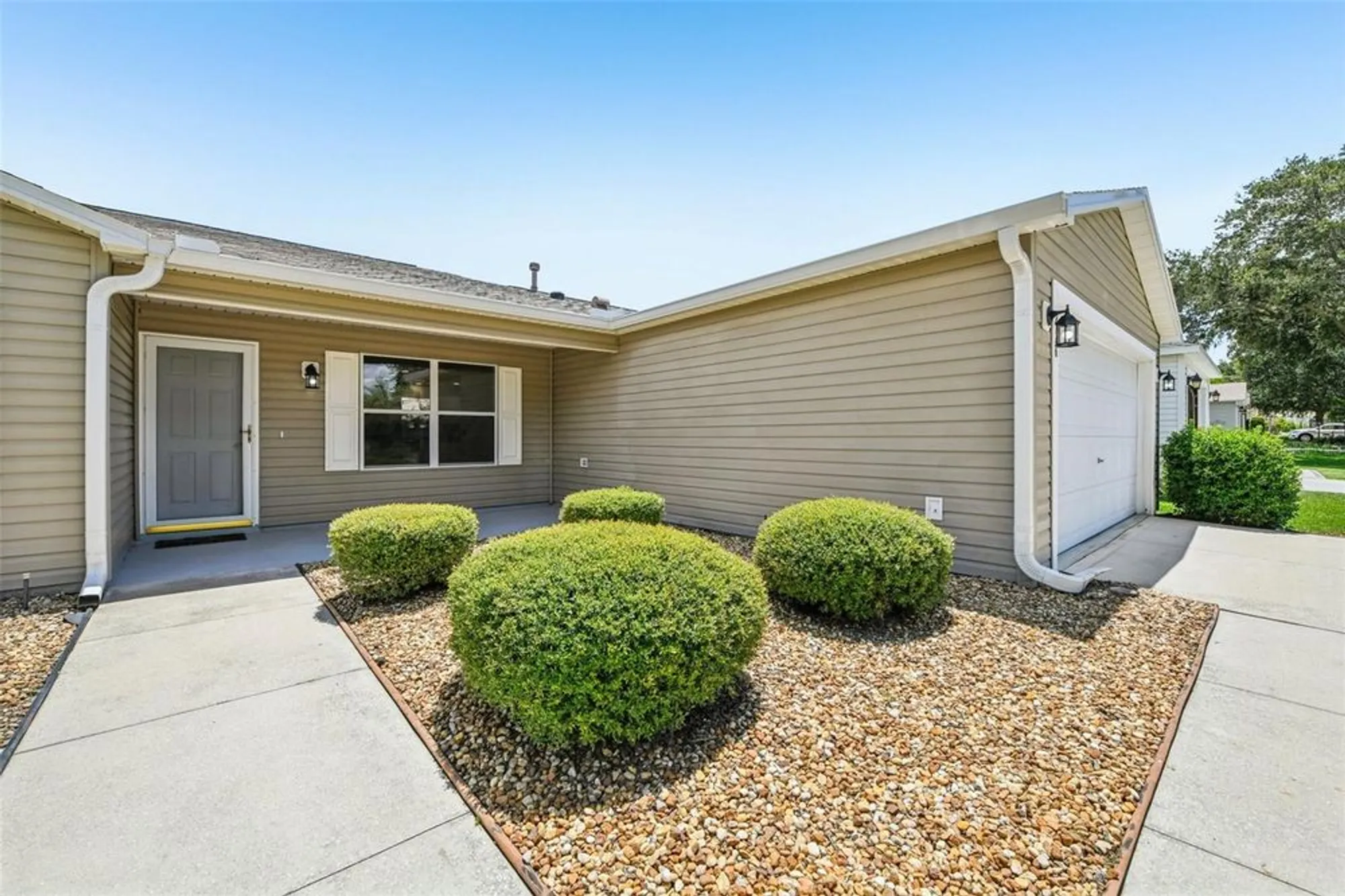 Property Slideshow image 3 of 53 | 2746 edwards ln, The Villages, FL, 32162