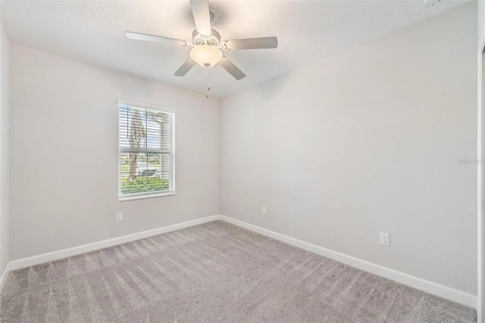 Property Slideshow image 15 of 90 | 10450 weldon cork way, San Antonio, FL, 33576