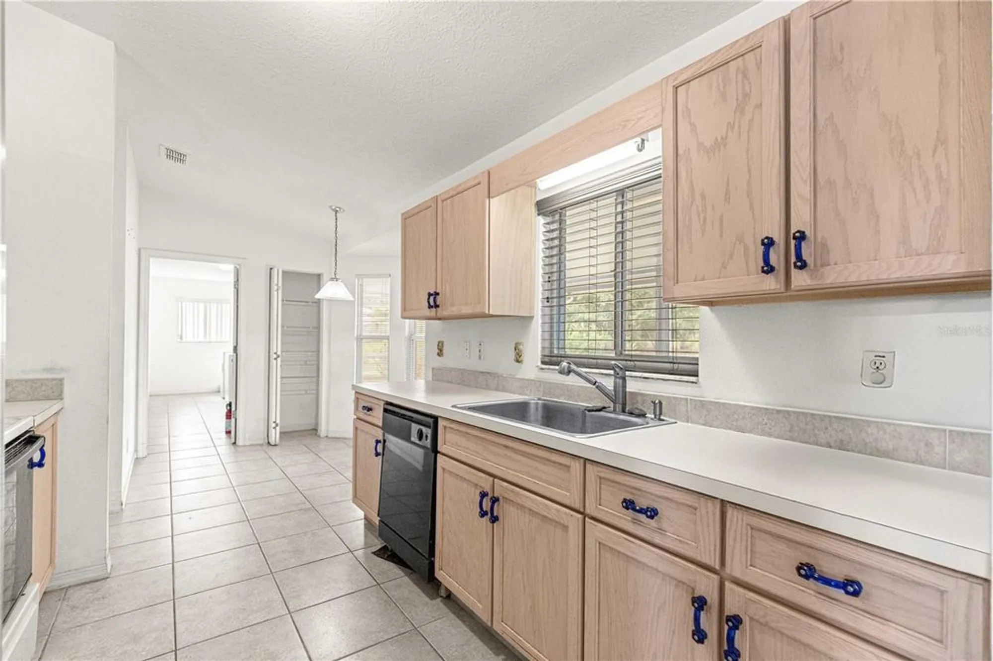 Property Slideshow image 9 of 26 | 10452 sw 62nd terrace rd, Ocala, FL, 34476