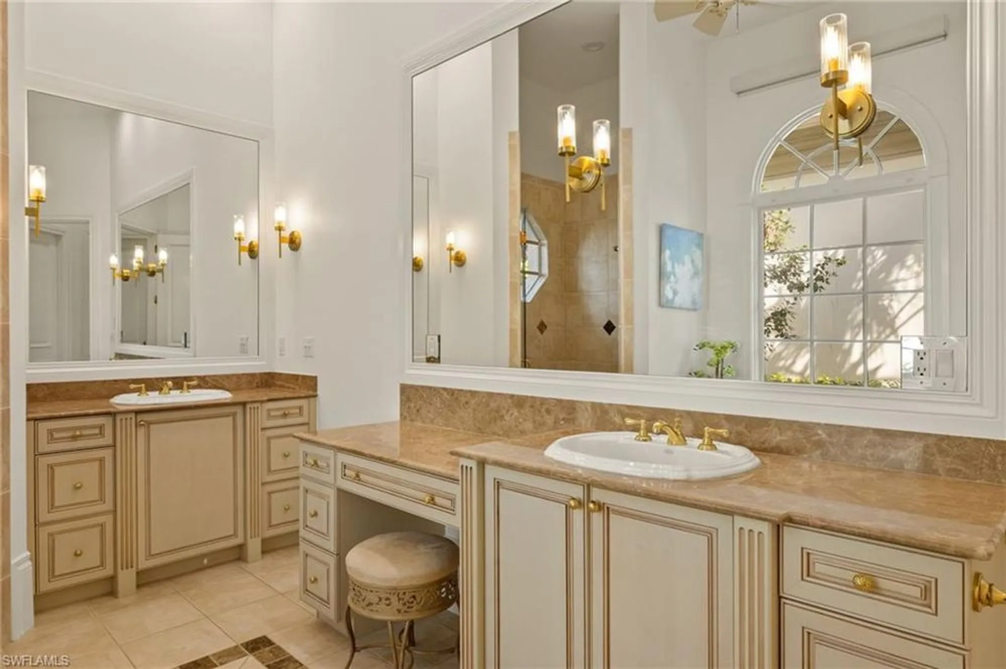 Property Slideshow image 12 of 28 | 4670 via roma, Estero, FL, 34134