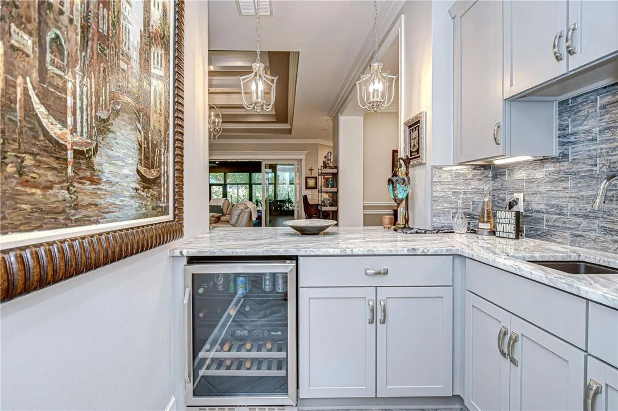 Property Slideshow image 12 of 52 | 15303 valencia del sol st, Wimauma, FL, 33598