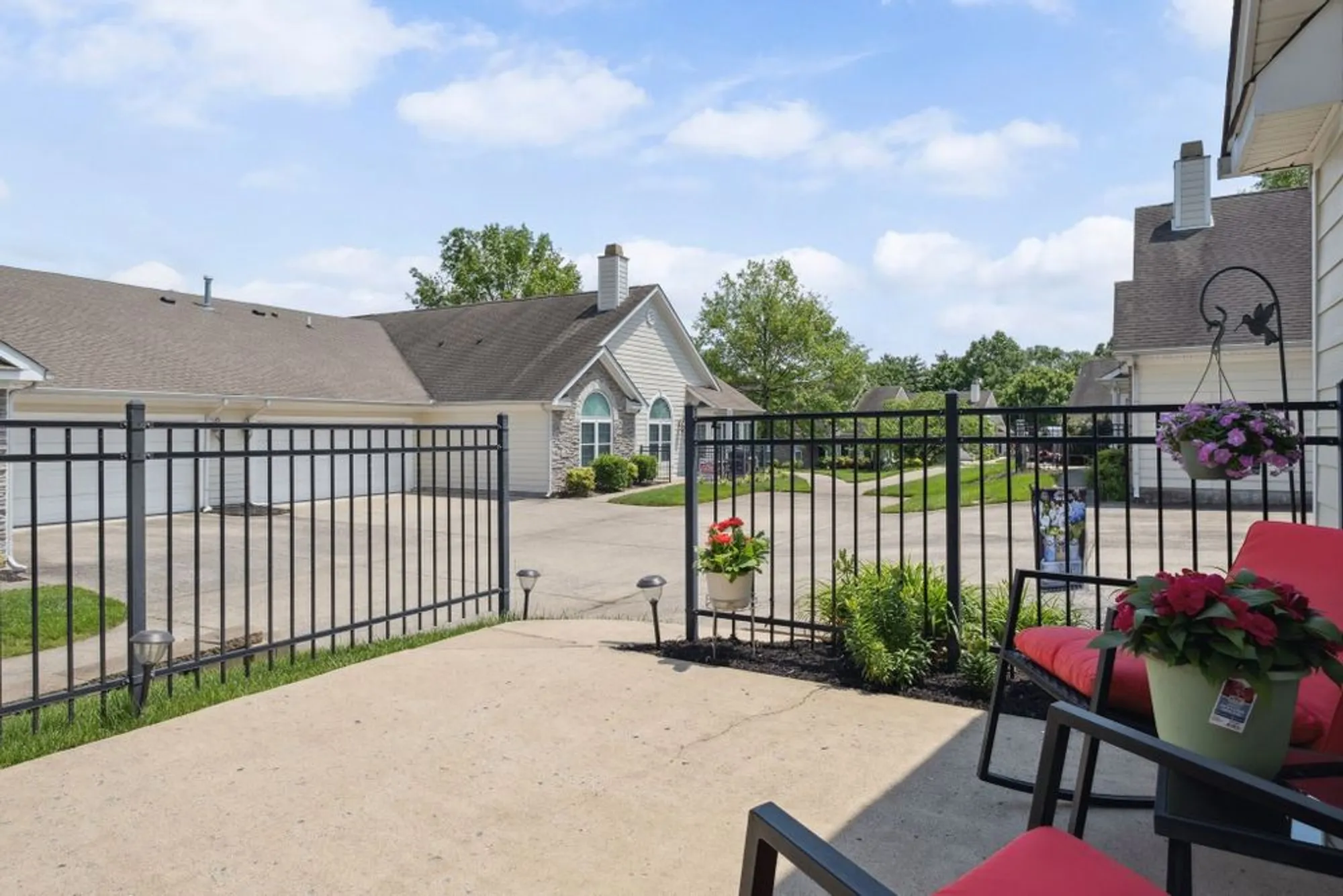 Property Slideshow image 28 of 32 | 825 s browns ln 1501, Gallatin, TN, 37066