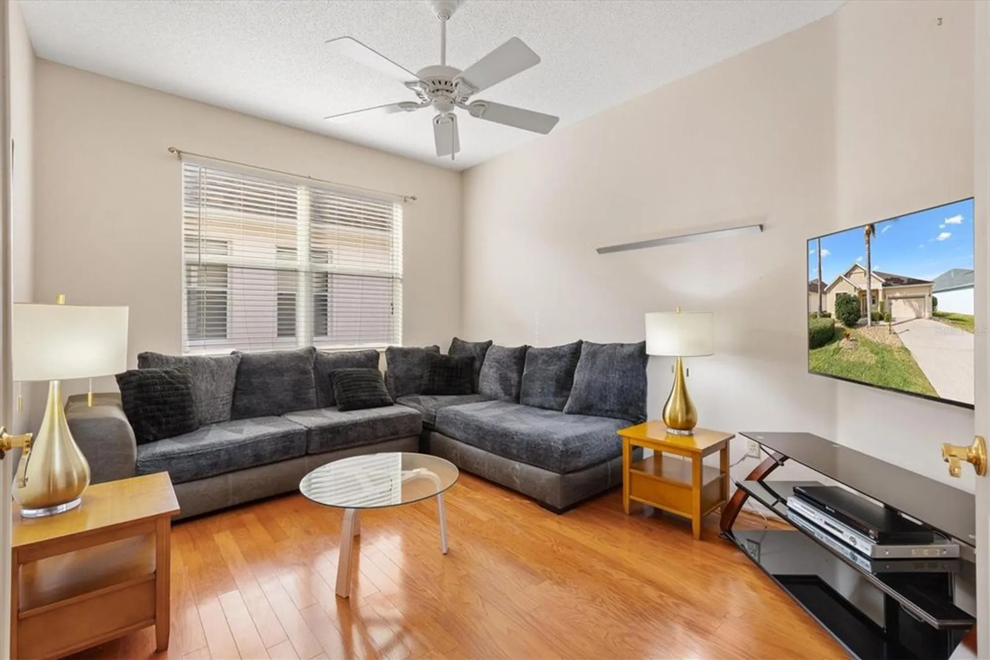 Property Slideshow image 21 of 33 | 367 troy loop, The Villages, FL, 32162