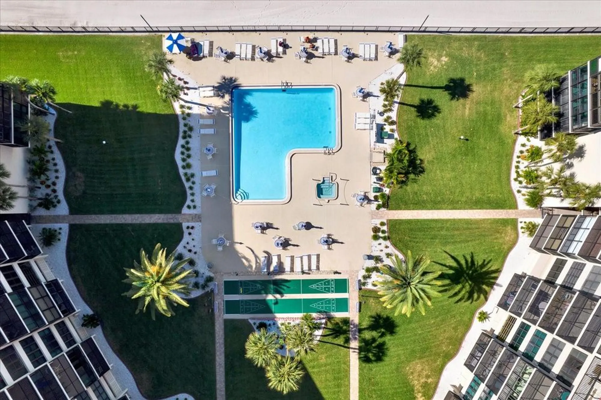 Property Slideshow image 24 of 35 | 18304 gulf blvd 311, Redington Shores, FL, 33708