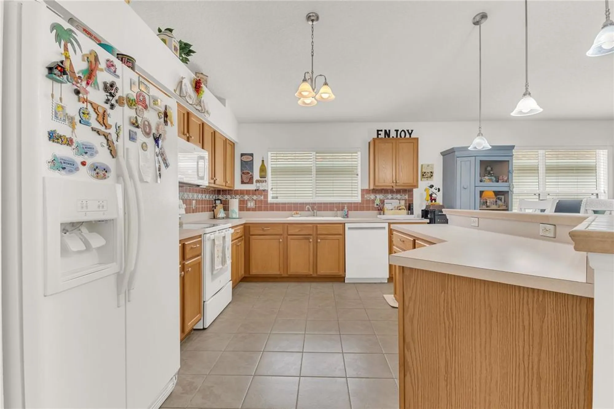 Property Slideshow image 12 of 42 | 25008 cranes roost cir, Leesburg, FL, 34748