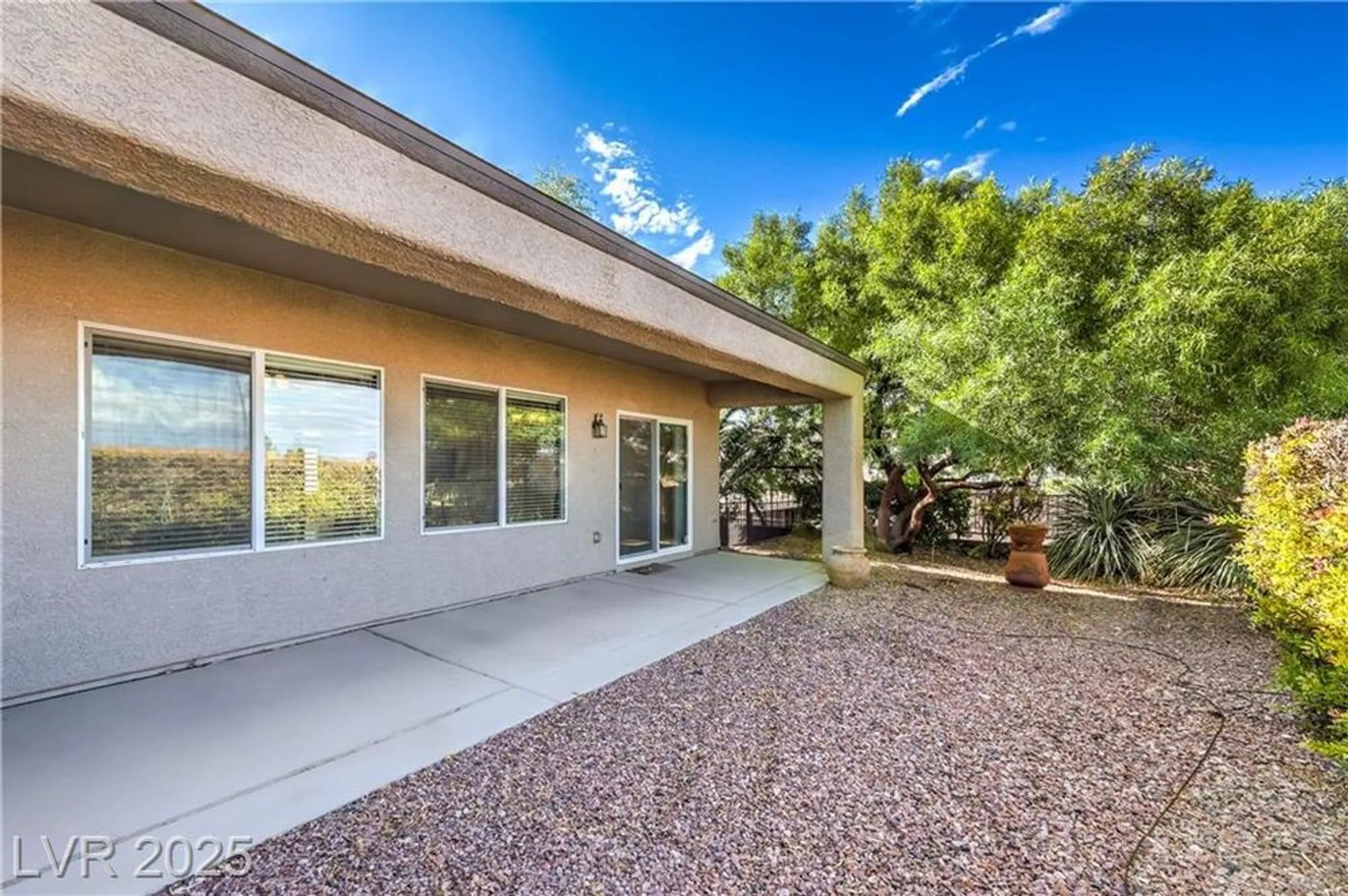 Property Slideshow image 40 of 52 | 2175 waterton rivers dr, Henderson, NV, 89044