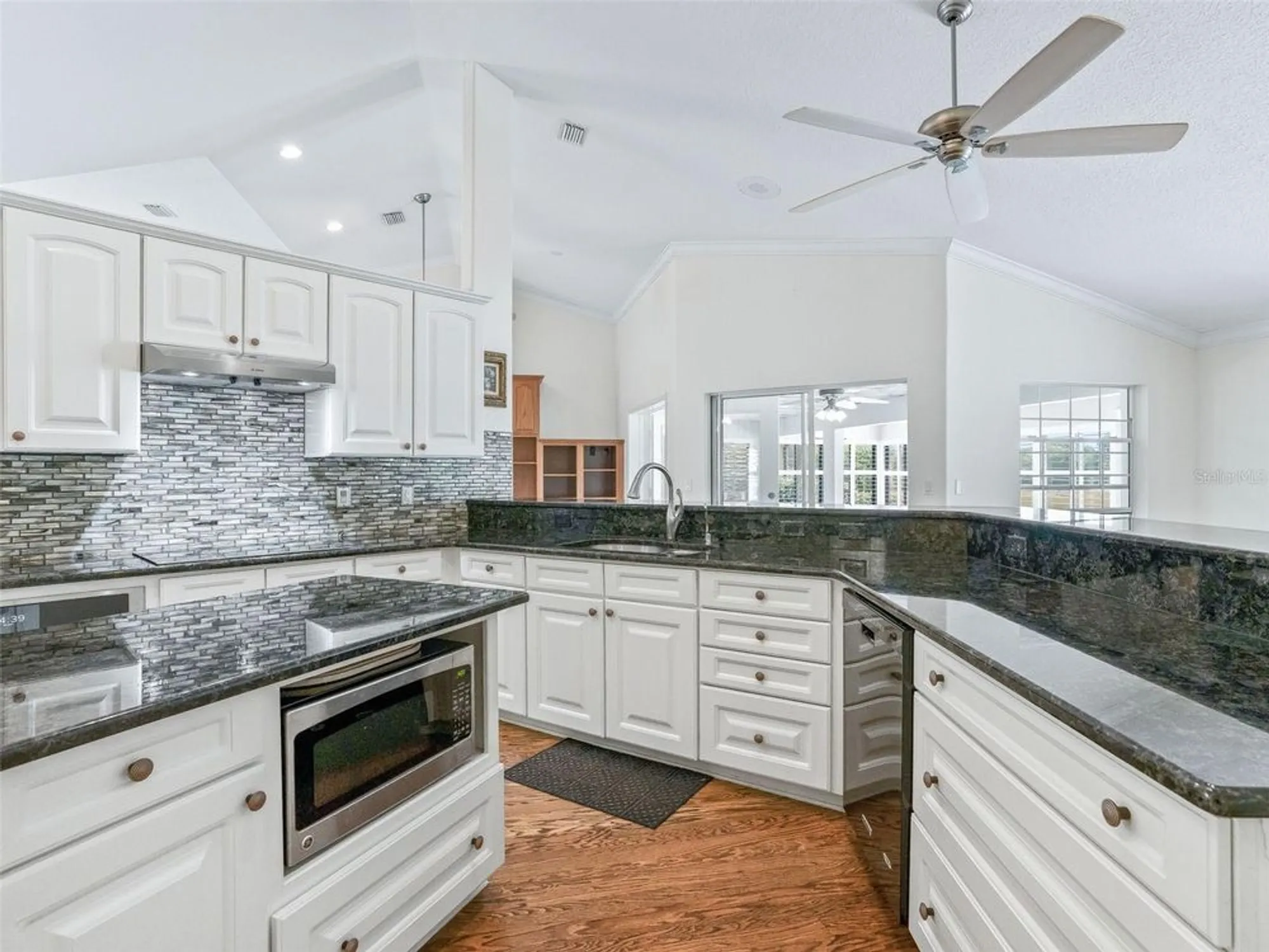 Property Slideshow image 19 of 52 | 39640 harbor hills blvd, Lady Lake, FL, 32159
