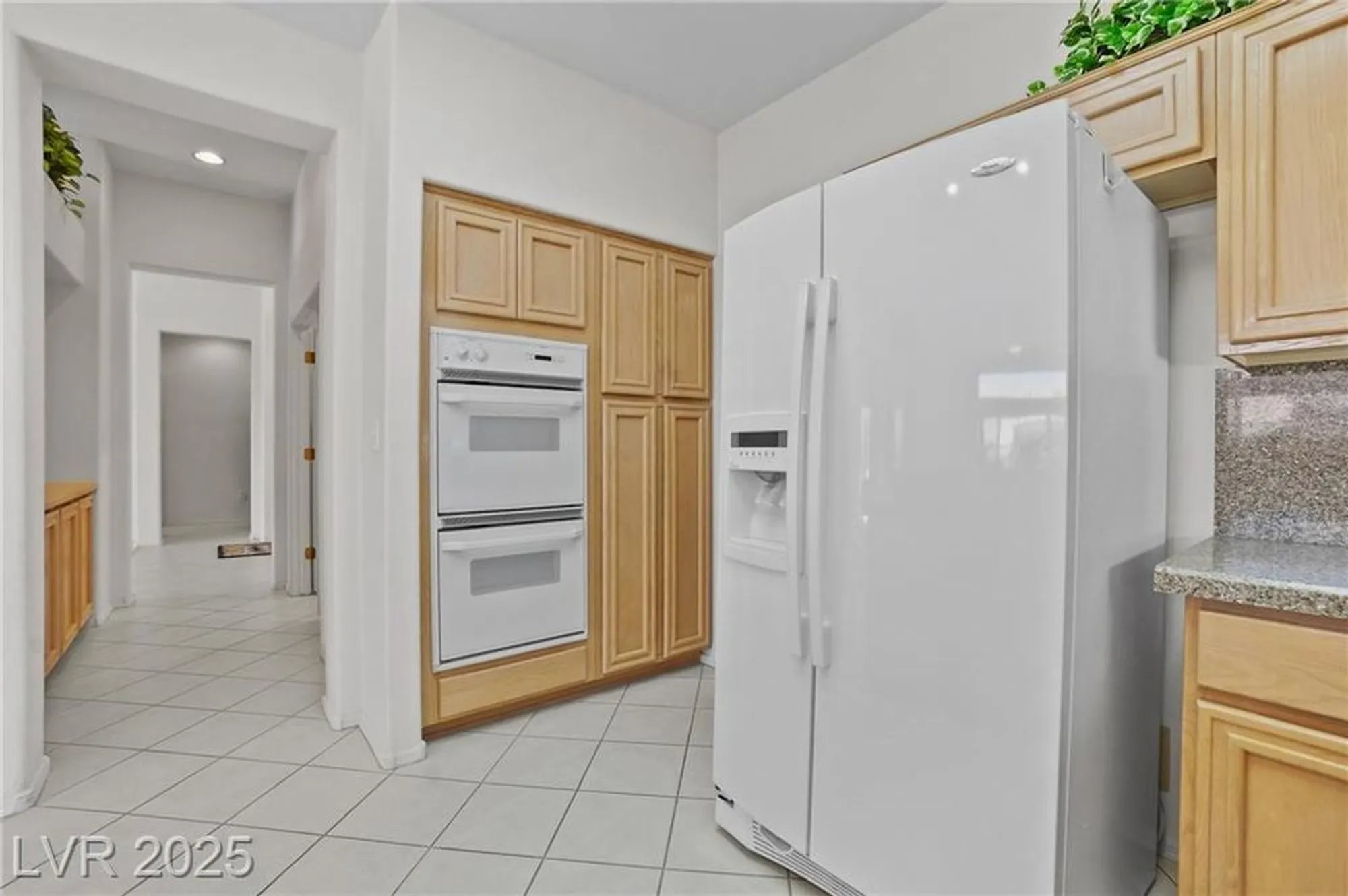 Property Slideshow image 16 of 49 | 10300 linfield pl, Las Vegas, NV, 89134