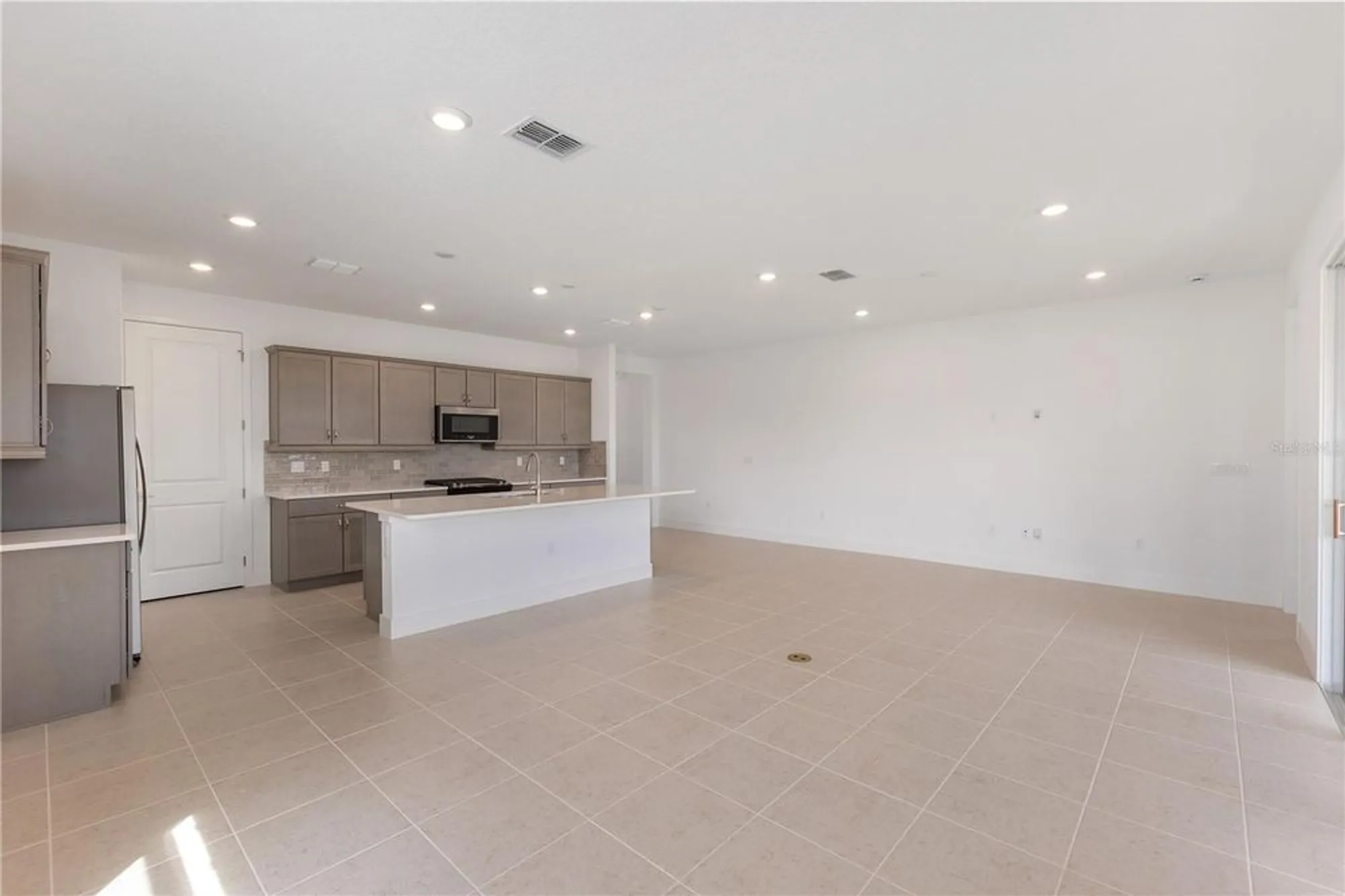 Property Slideshow image 9 of 41 | 4443 nw 53rd avenue rd, Ocala, FL, 34482