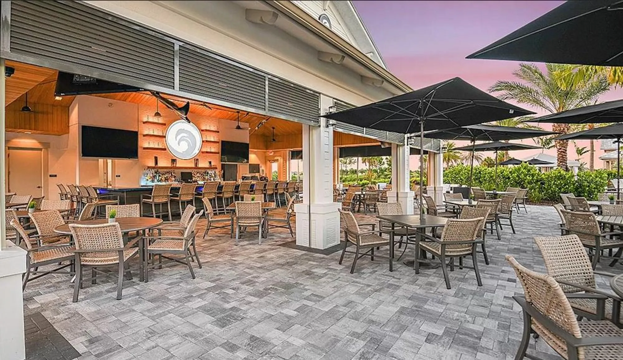 Property Slideshow image 66 of 90 | 16423 isola pl, Lakewood Ranch, FL, 34211