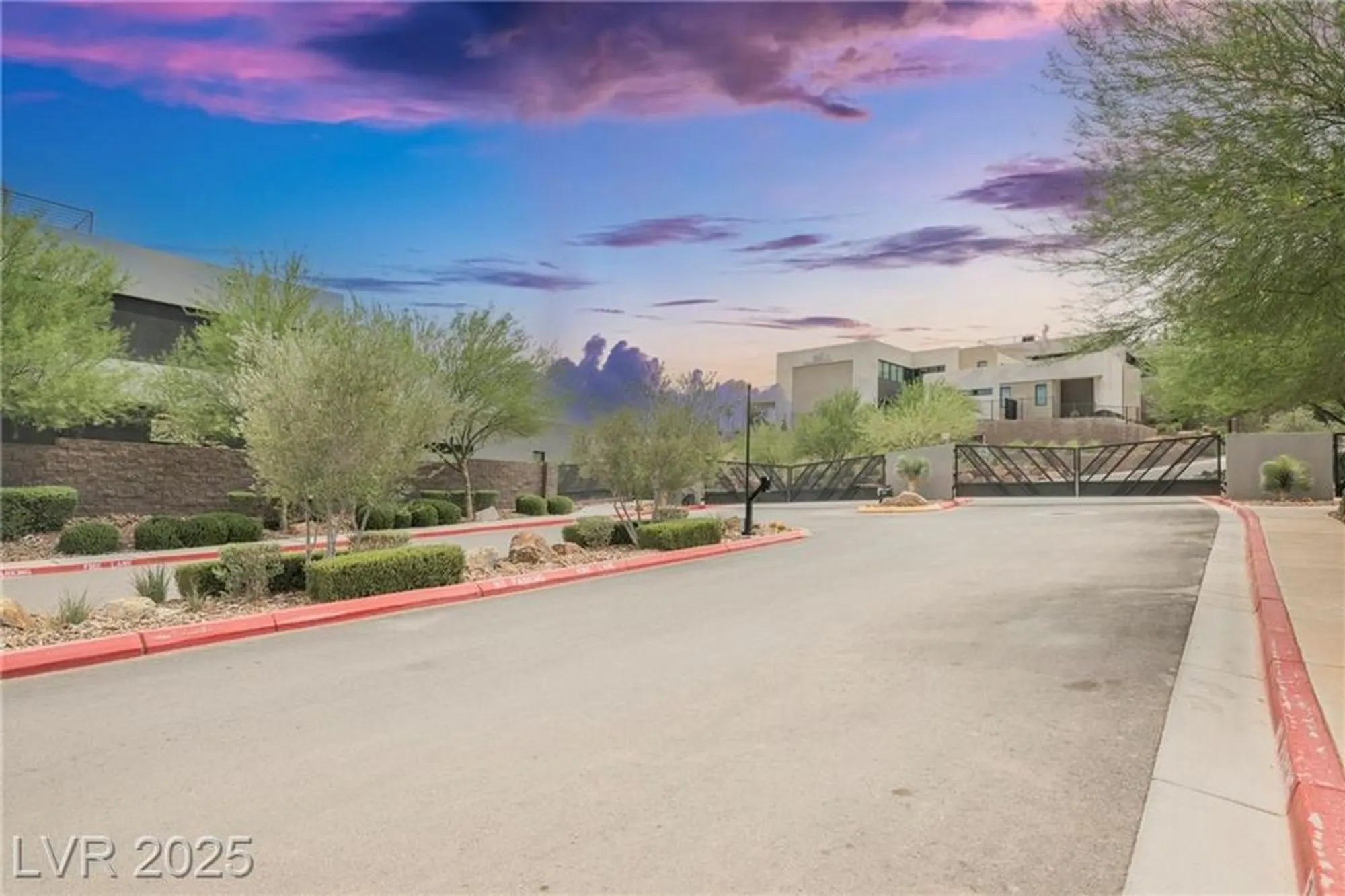 Property Slideshow image 81 of 93 | 20 falling canyon ct, Henderson, NV, 89011