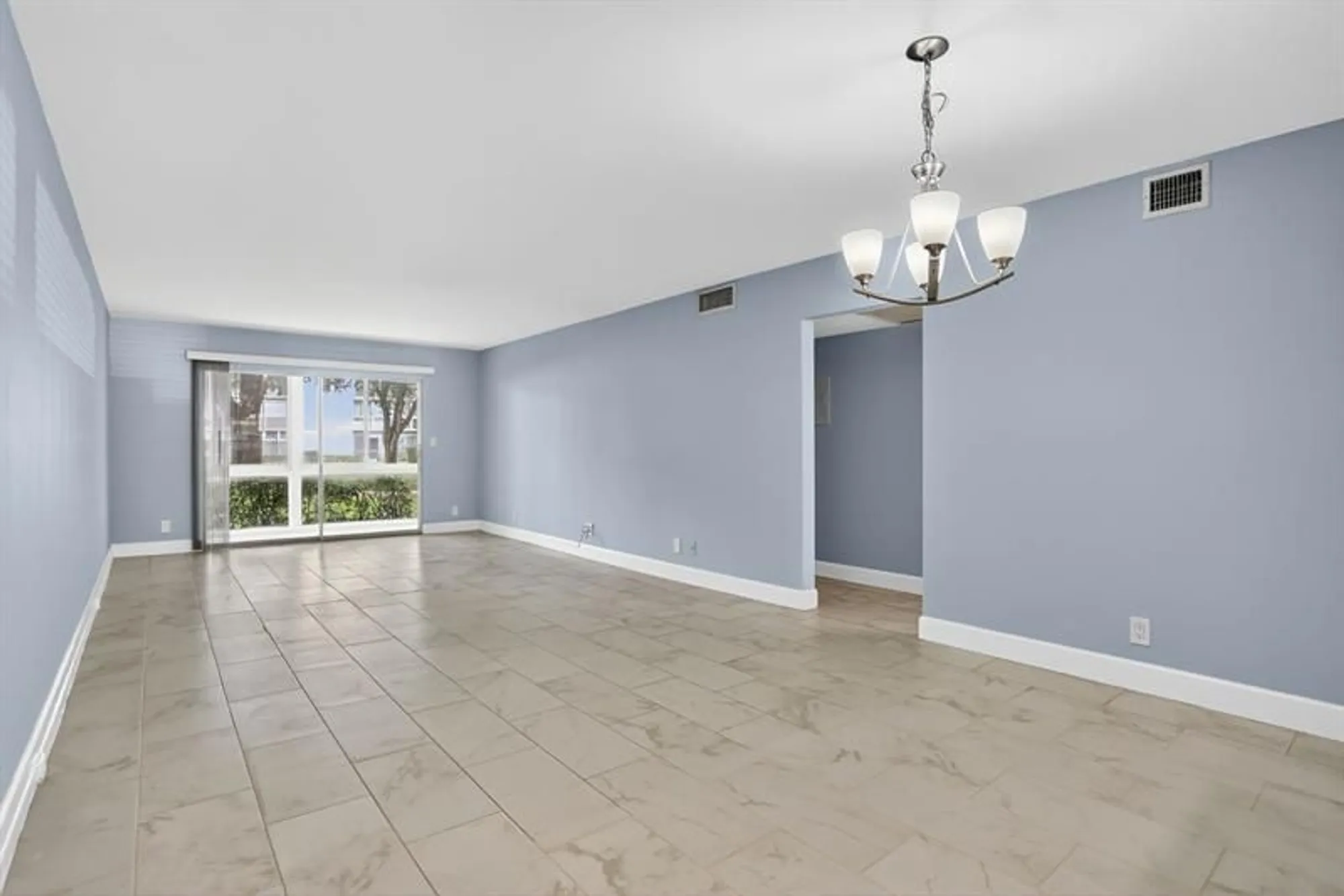 Property Slideshow image 10 of 72 | 2003 granada dr apt f1, Coconut Creek, FL, 33066