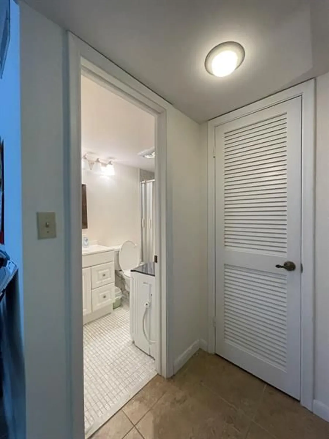 Property Slideshow image 19 of 99 | 361 s hollybrook dr 103, Pembroke Pines, FL, 33025