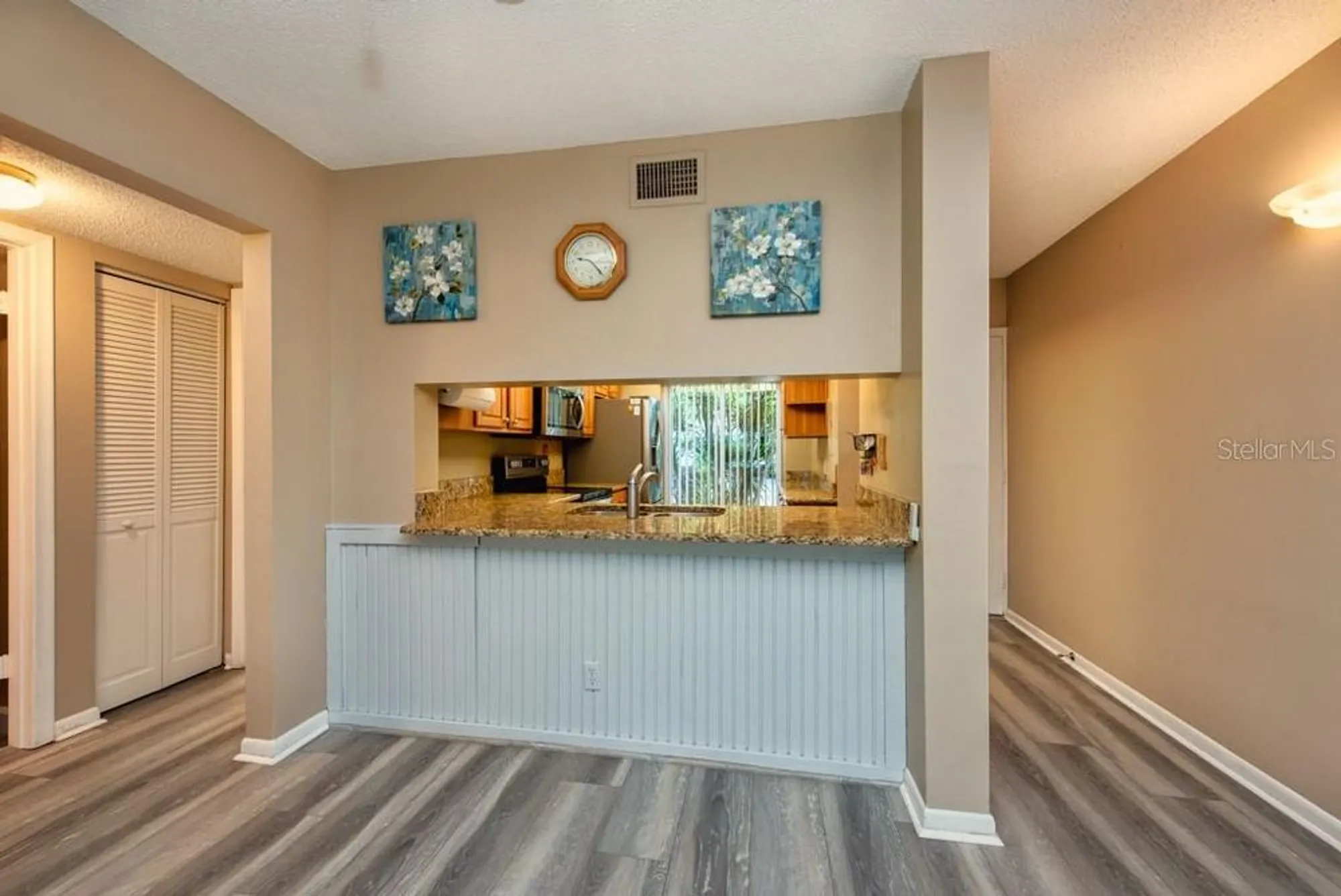 Property Slideshow image 12 of 45 | 6219 palma del mar blvd s apt 114, St Petersburg, FL, 33715