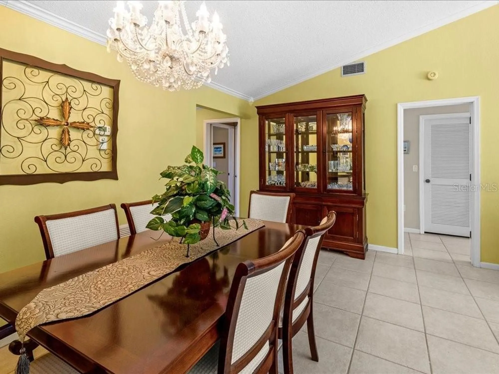 Property Slideshow image 13 of 45 | 115 park forest blvd, Englewood, FL, 34223