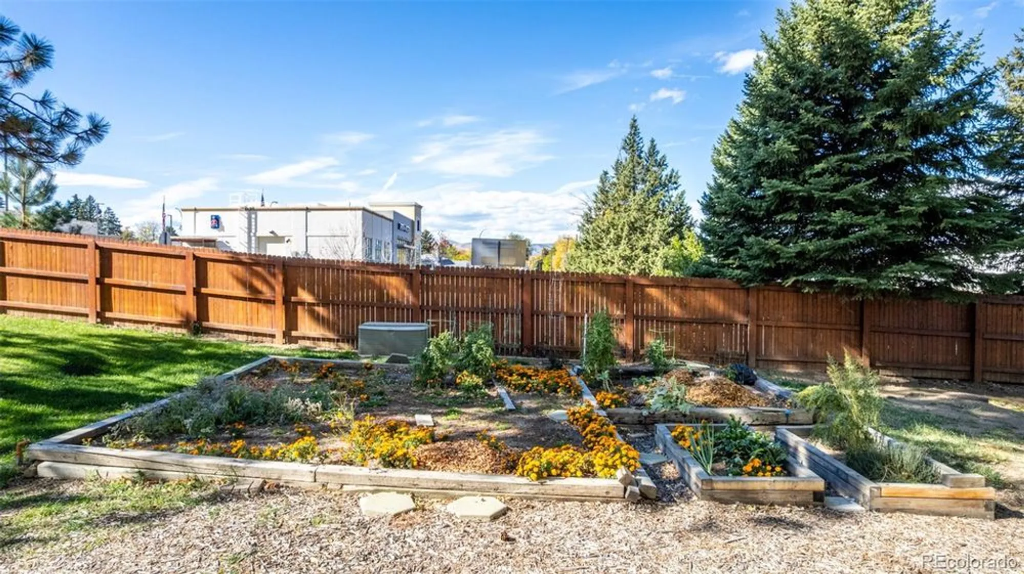 Property Slideshow image 40 of 40 | 7466 w cedar cir, Lakewood, CO, 80226