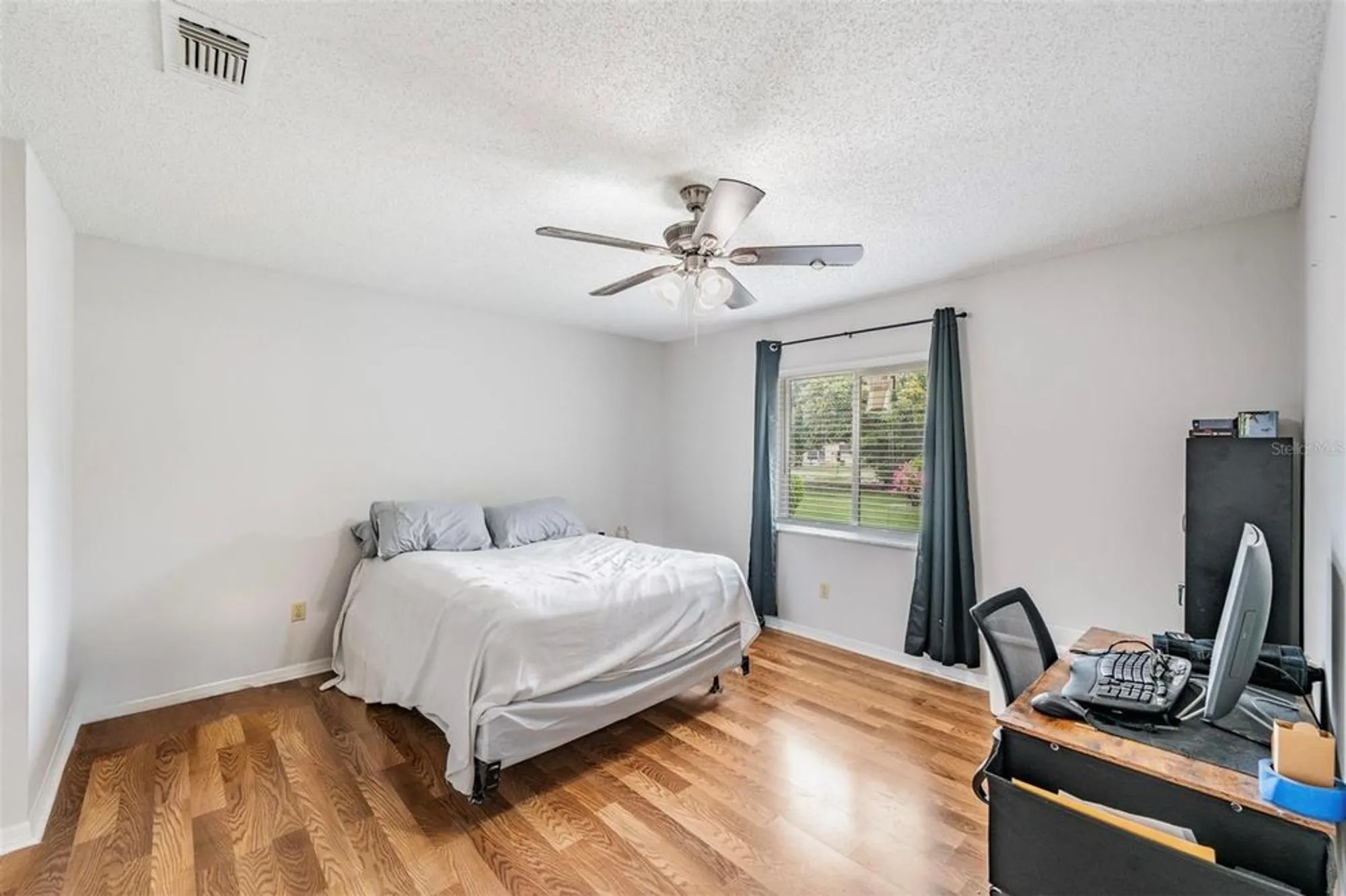 Property Slideshow image 18 of 51 | 1209 wild feather ln, Sun City Center, FL, 33573