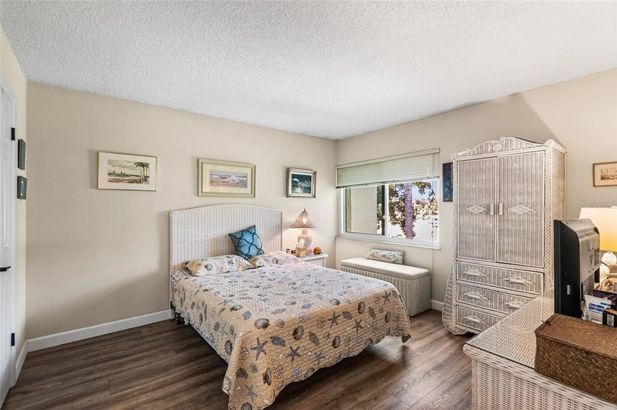 Property Slideshow image 18 of 37 | 14130 rosemary ln 1202, Largo, FL, 33774