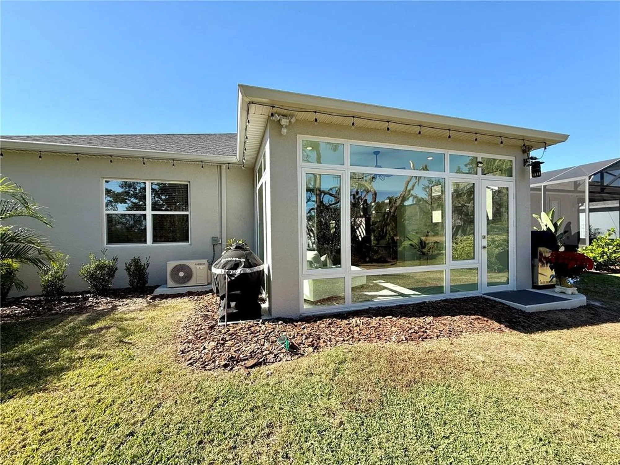 Property Slideshow image 2 of 27 | 8228 bridgeport bay cir, Mount Dora, FL, 32757