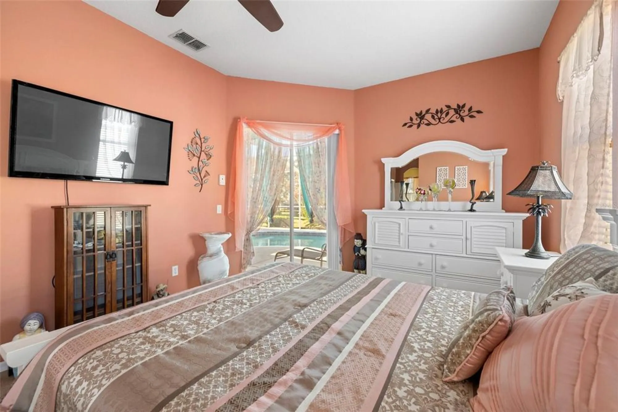 Property Slideshow image 24 of 68 | 13235 legends trl, Dade City, FL, 33525