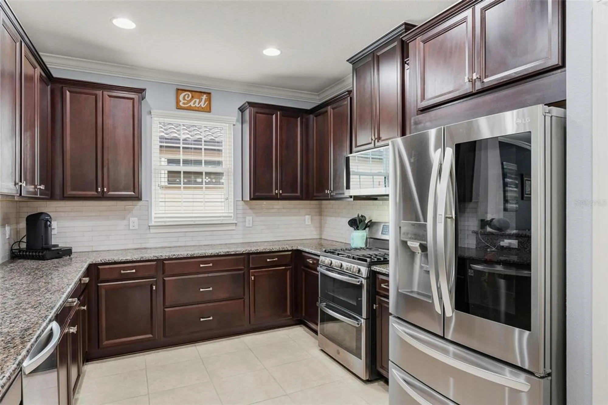 Property Slideshow image 26 of 59 | 10413 highland park pl, Palmetto, FL, 34221