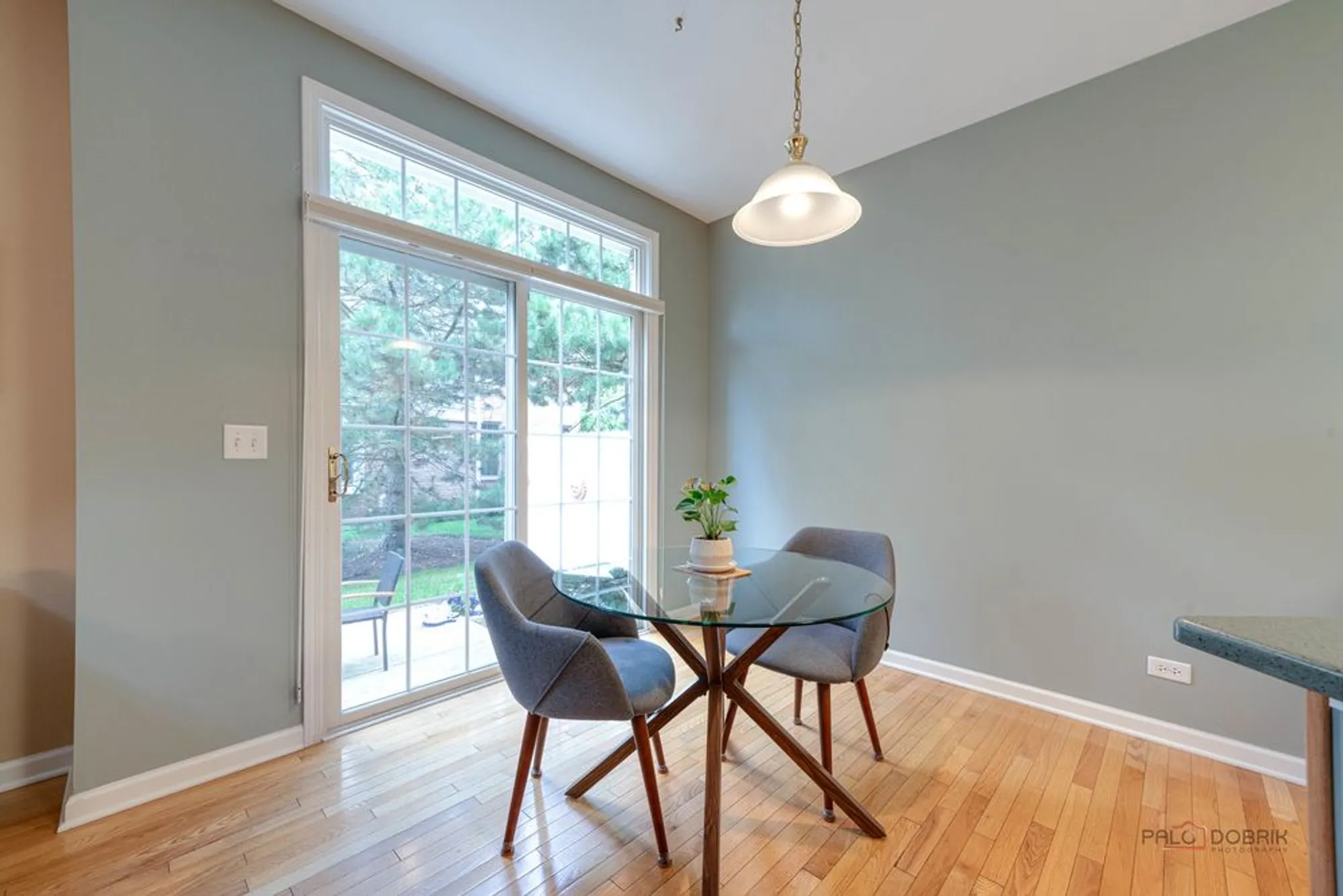 Property Slideshow image 15 of 36 | 1834 torrey pkwy, Libertyville, IL, 60048