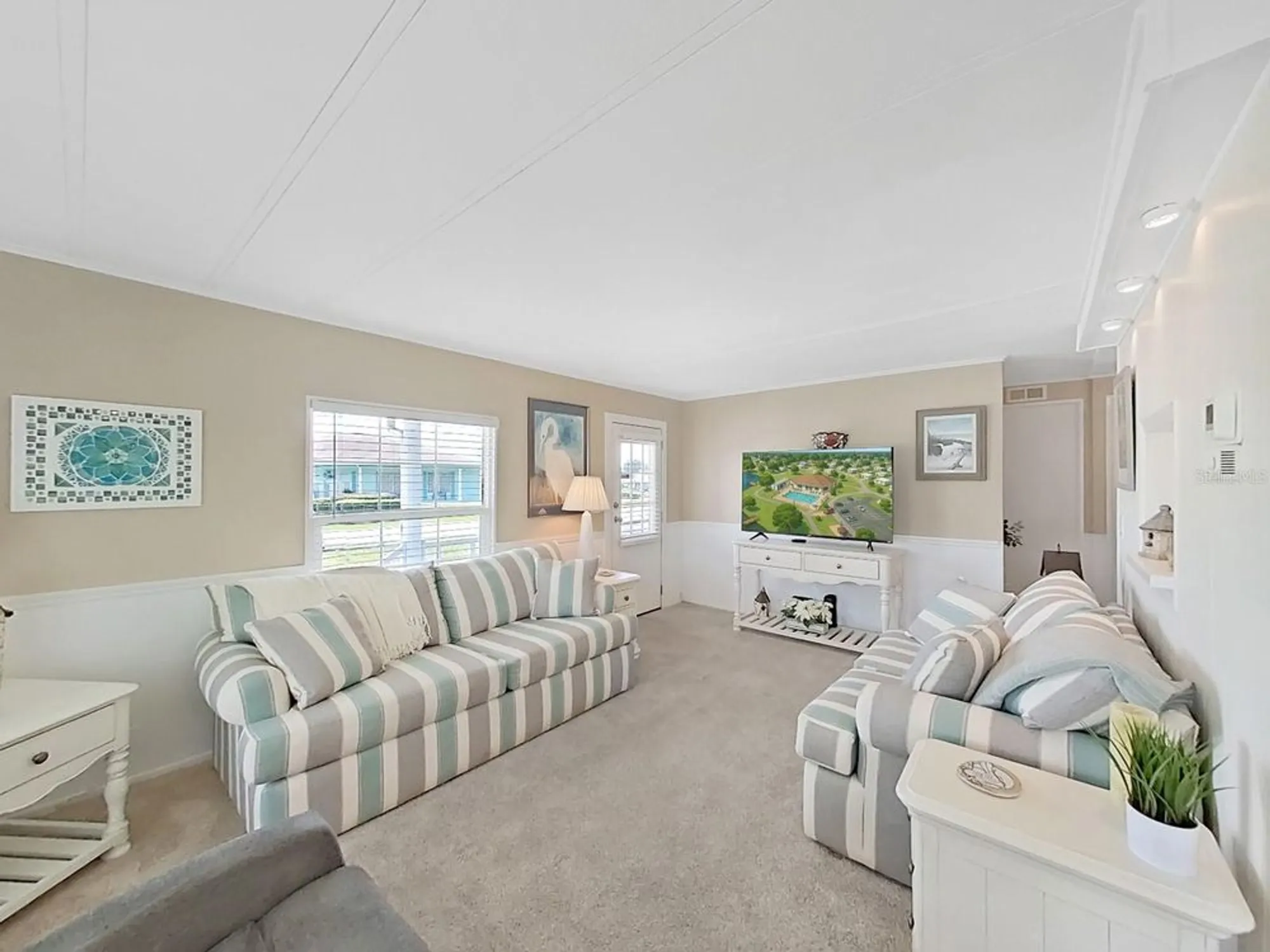Property Slideshow image 13 of 48 | 4859 foxwood blvd, Lakeland, FL, 33810