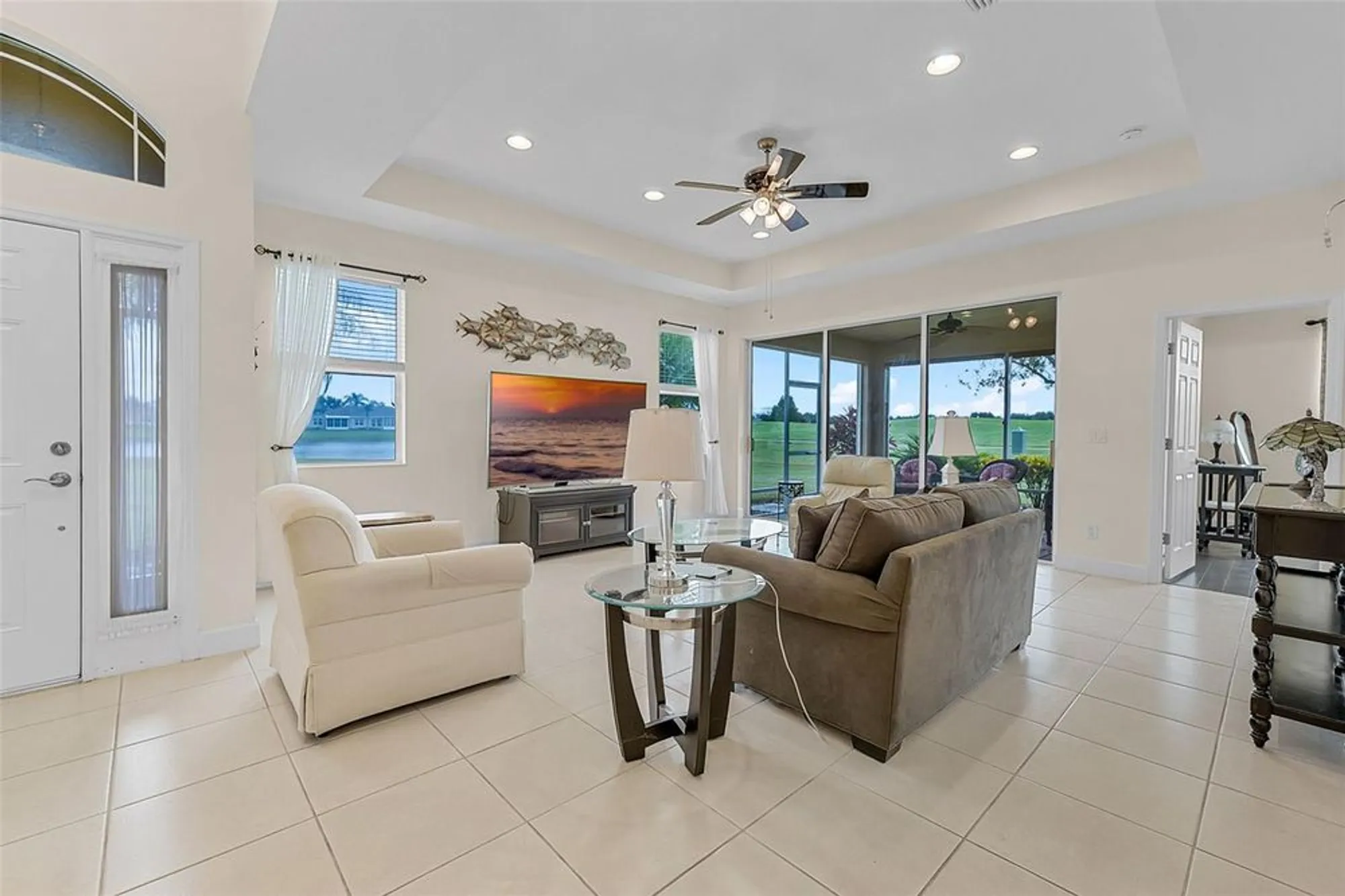 Property Slideshow image 8 of 18 | 2504 sapphire greens ln, Sun City Center, FL, 33573