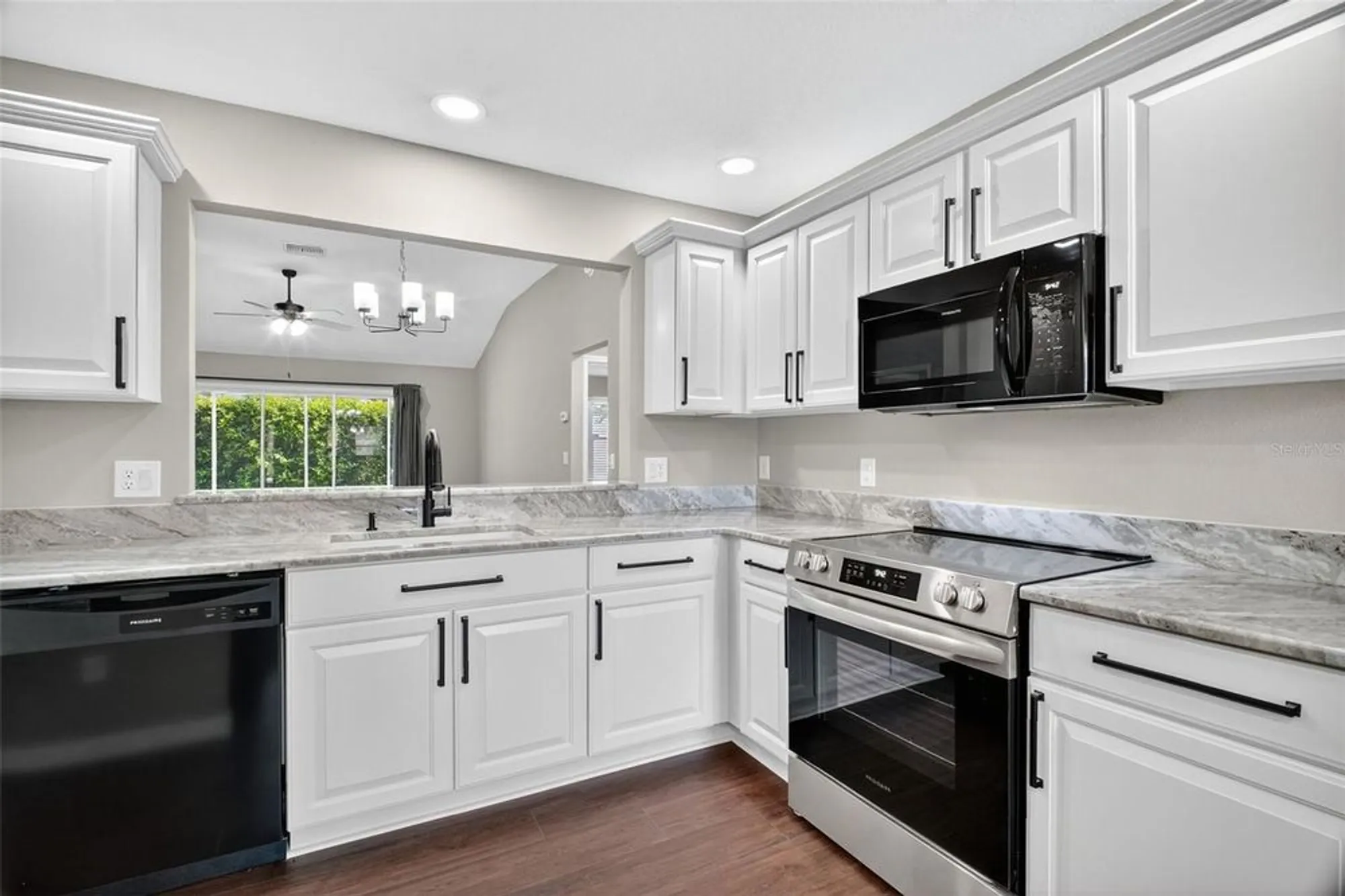 Property Slideshow image 16 of 40 | 849 yemassee loop, The Villages, FL, 32162