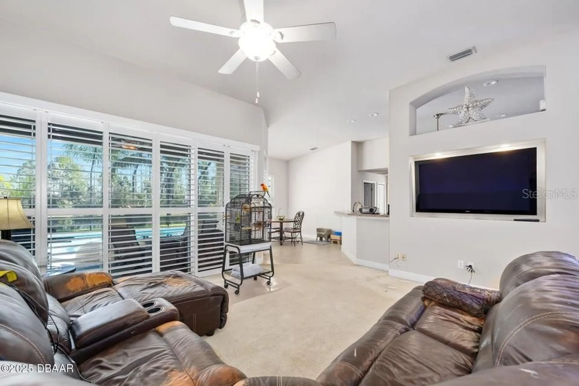Property Slideshow image 16 of 24 | 1221 harwick ln, Ormond Beach, FL, 32174