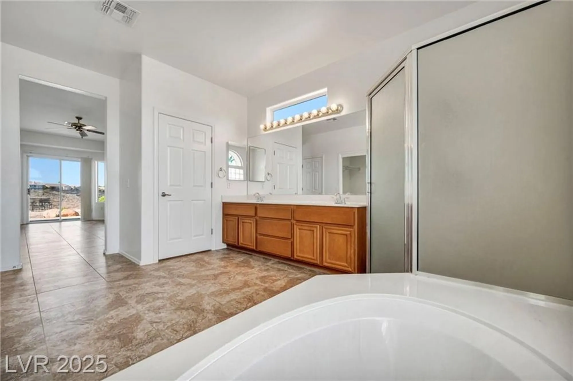 Property Slideshow image 41 of 71 | 2567 evening sky dr, Henderson, NV, 89052