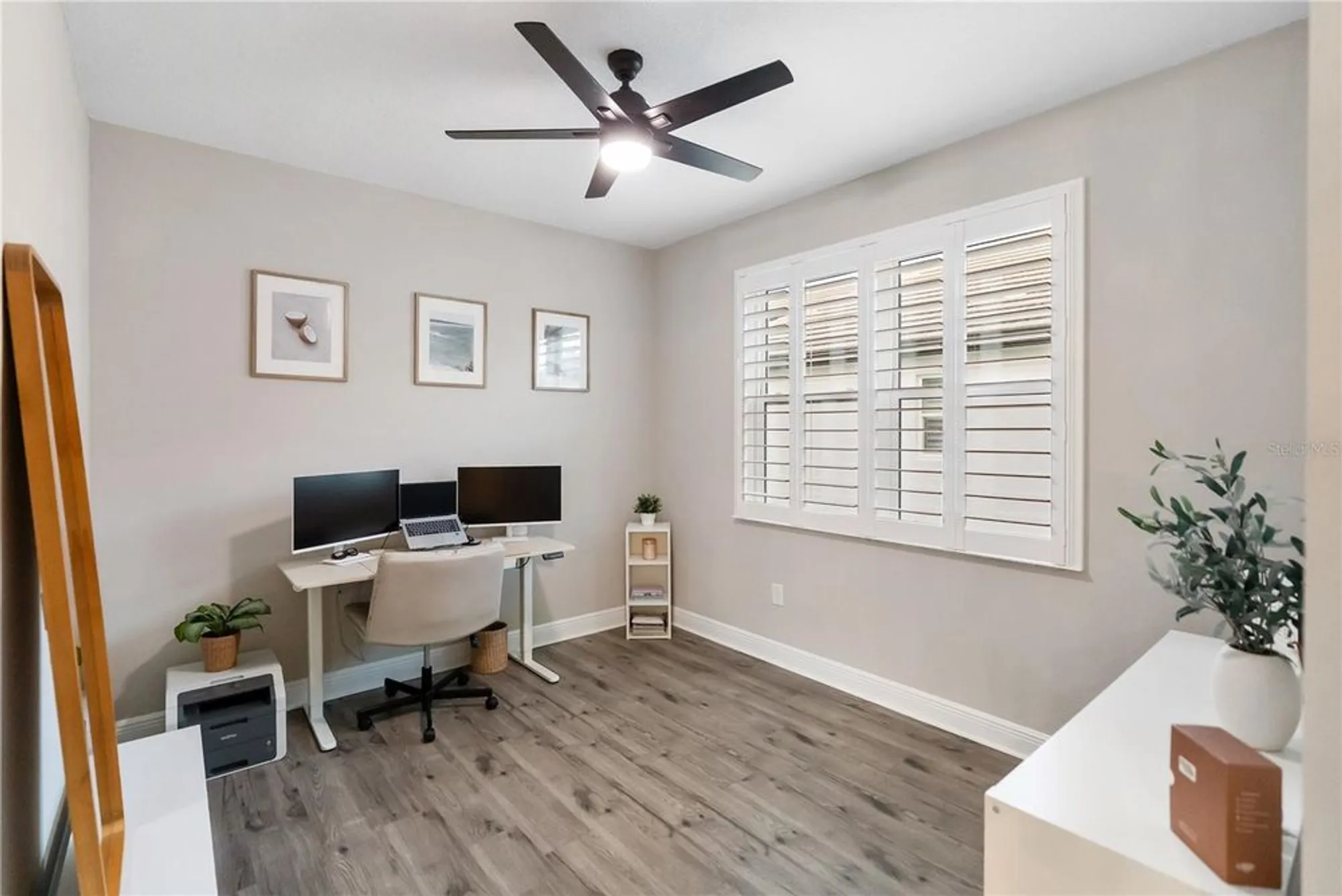 Property Slideshow image 17 of 99 | 16804 savory mist cir, Bradenton, FL, 34211