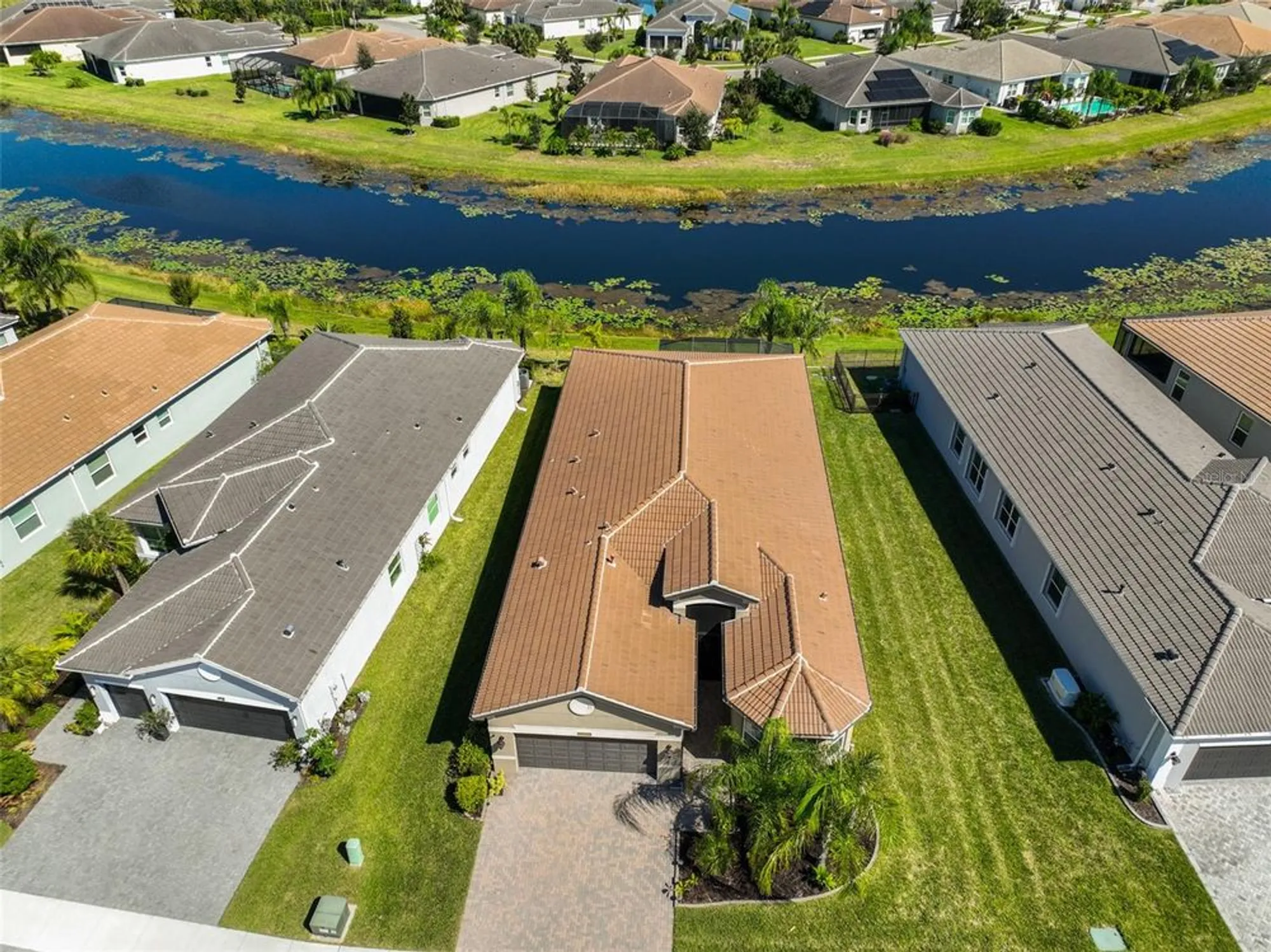 Property Slideshow image 46 of 58 | 4920 sevilla shores dr, Wimauma, FL, 33598