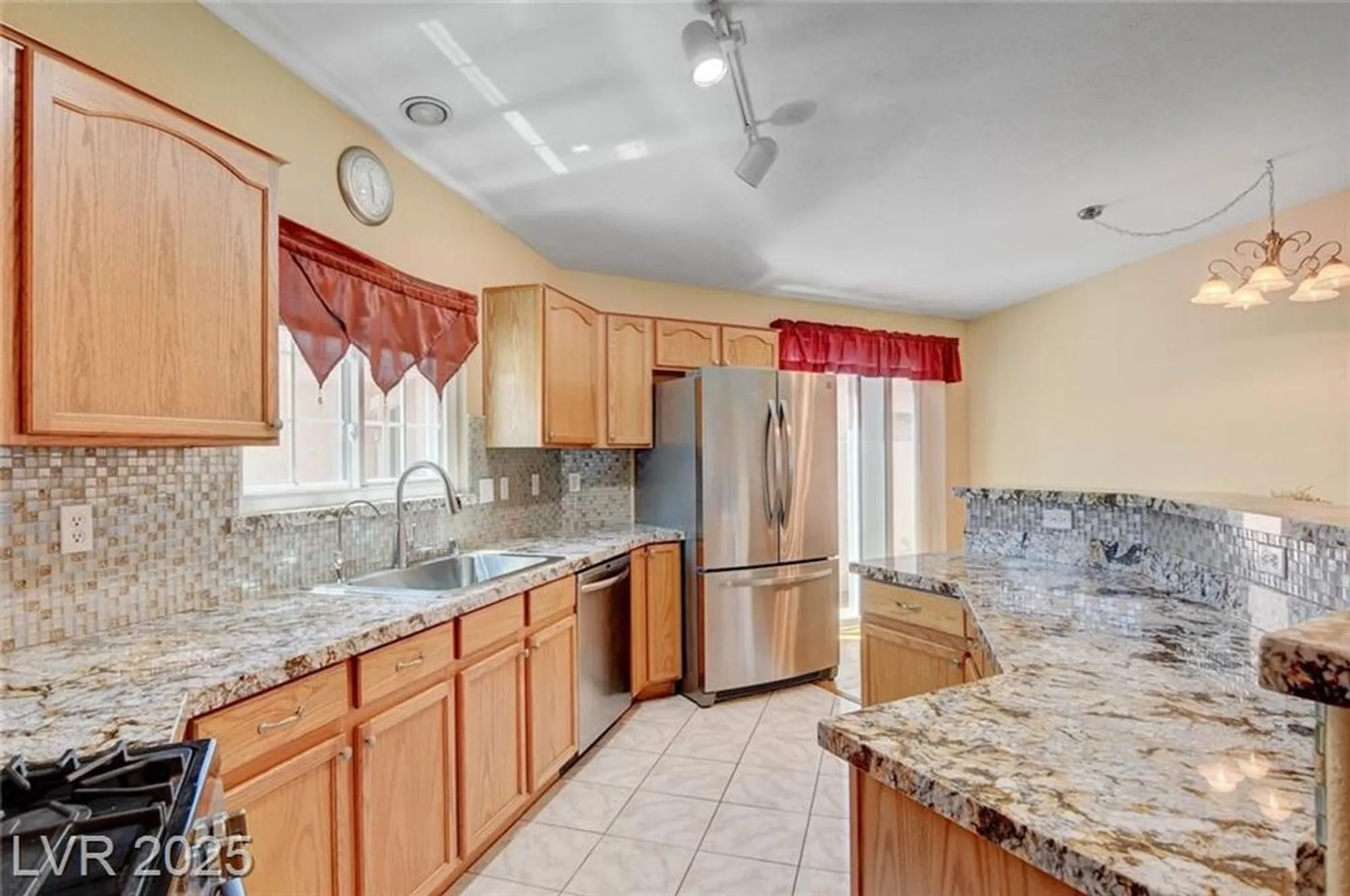 Property Slideshow image 18 of 56 | 5043 mascaro dr, Las Vegas, NV, 89122