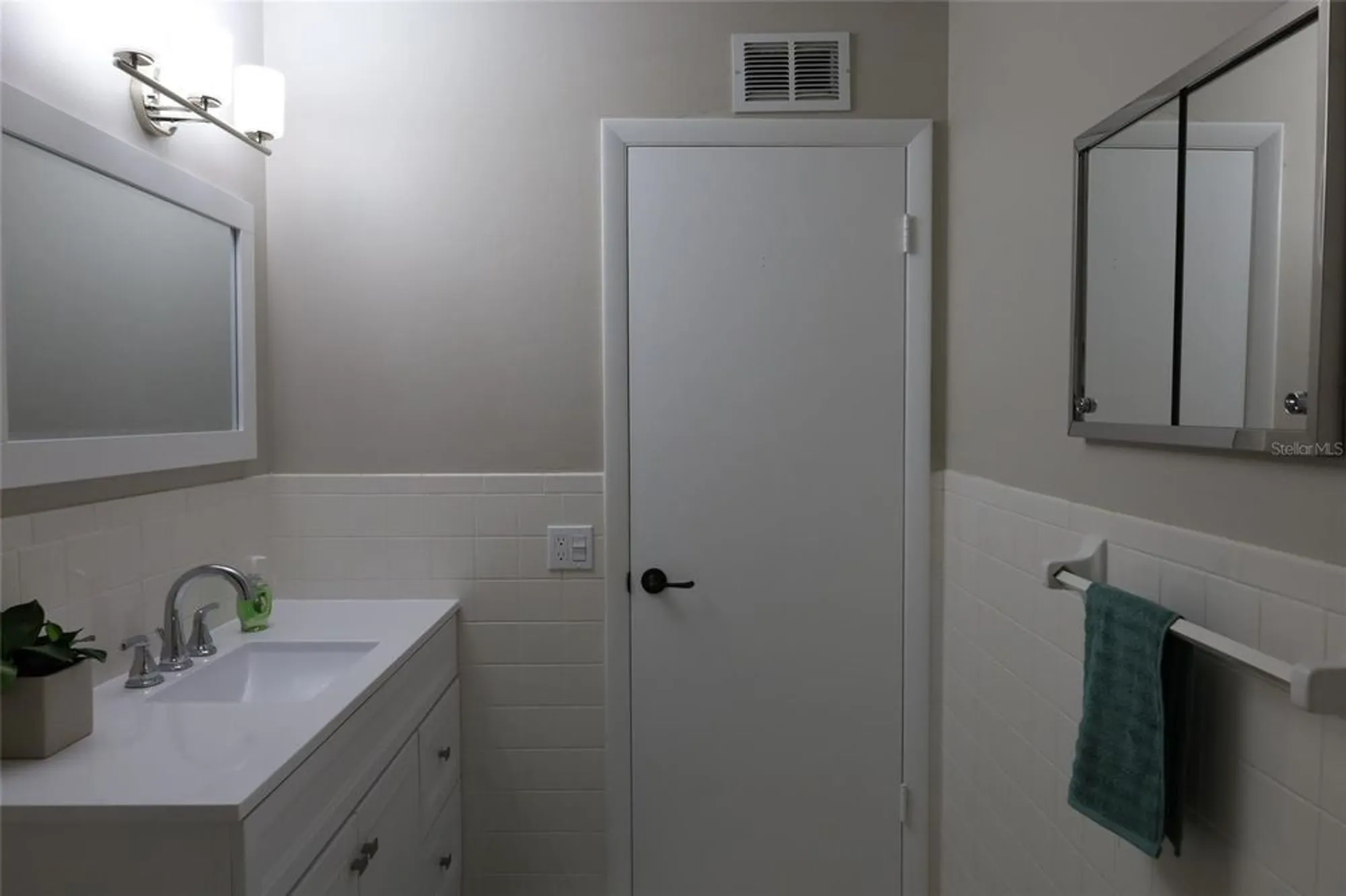 Property Slideshow image 21 of 26 | 2360 world parkway blvd apt 36, Clearwater, FL, 33763
