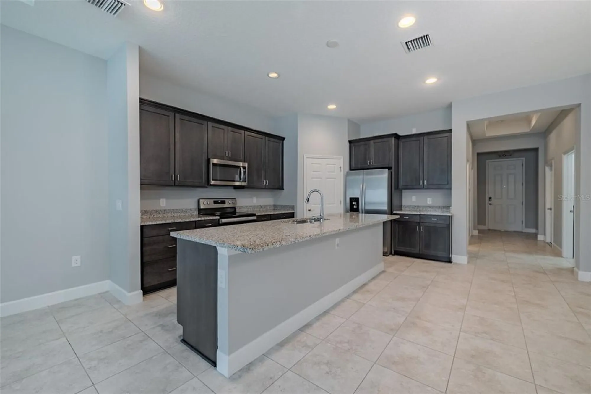 Property Slideshow image 8 of 50 | 5714 stockport st, Riverview, FL, 33578