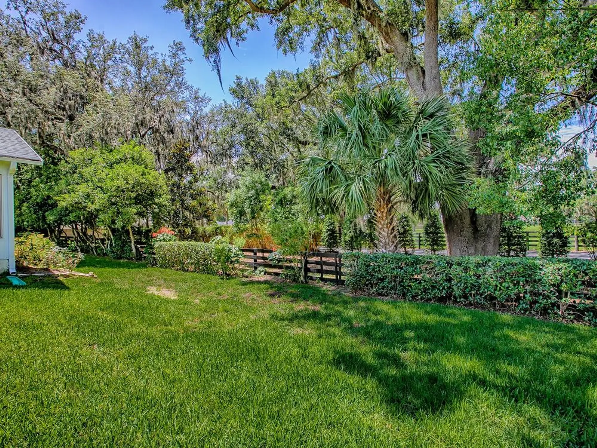 Property Slideshow image 25 of 56 | 17037 se 76th creekside cir, The Villages, FL, 32162