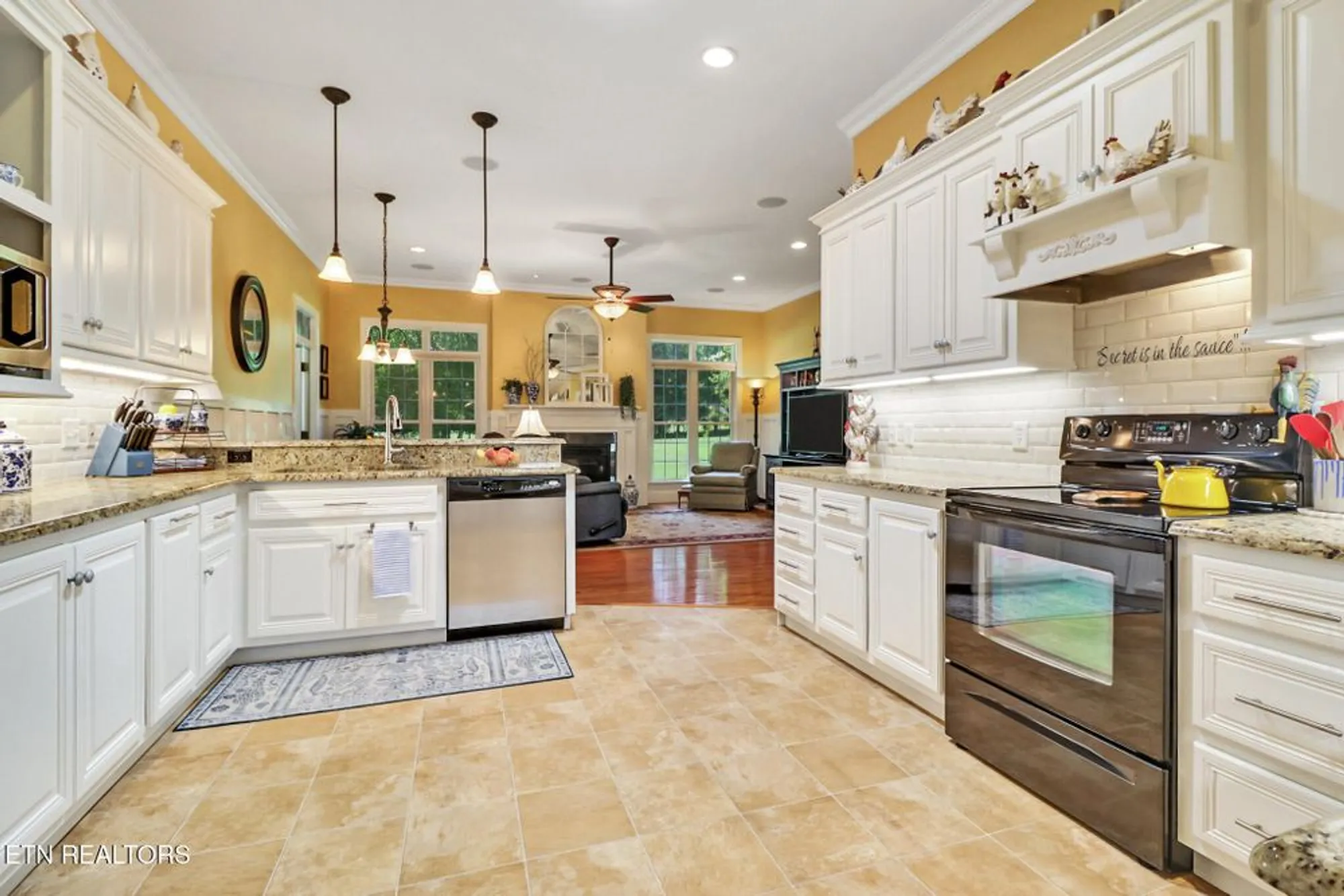 Property Slideshow image 15 of 47 | 237 forest hill dr, Crossville, TN, 38558