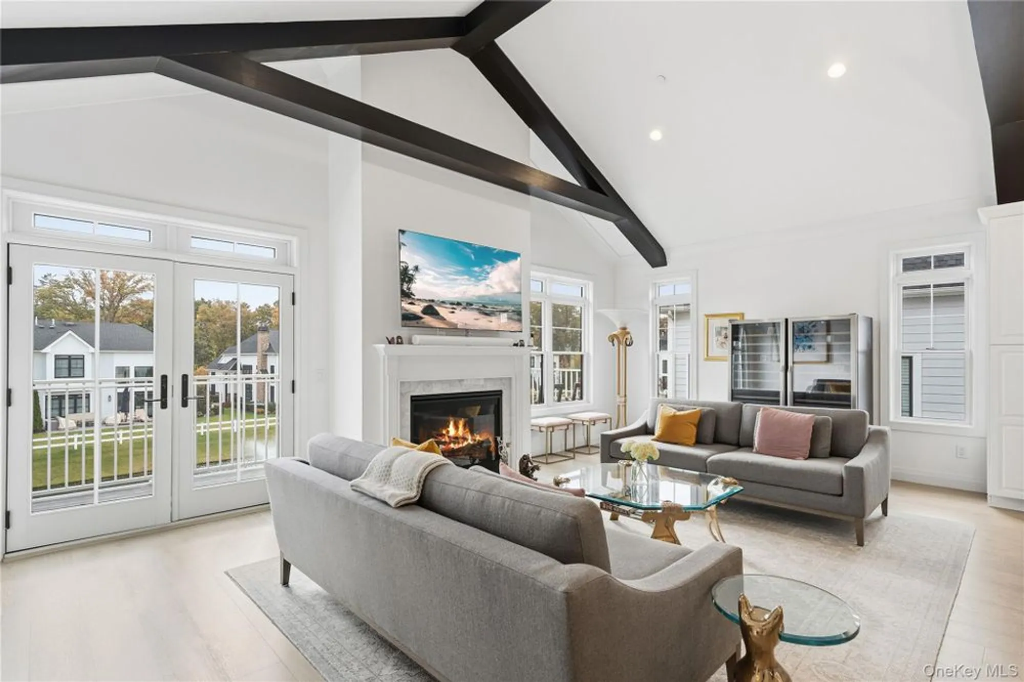 Property Slideshow image 8 of 29 | 86202 spruce pond cir # 744, Plainview, NY, 11803