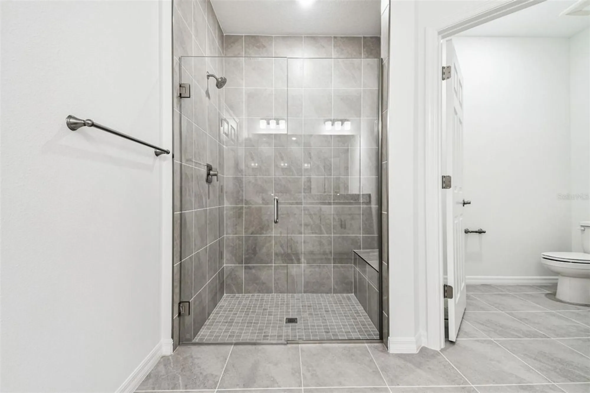 Property Slideshow image 23 of 38 | 18076 cherished loop, Lakewood Ranch, FL, 34211