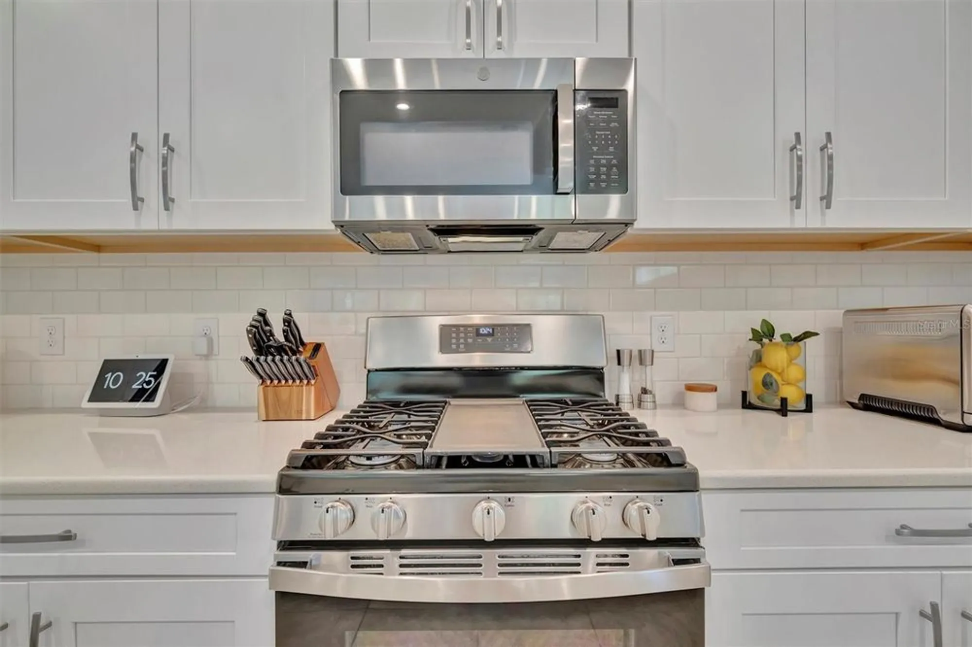 Property Slideshow image 14 of 71 | 5320 morey farms loop, Palmetto, FL, 34221