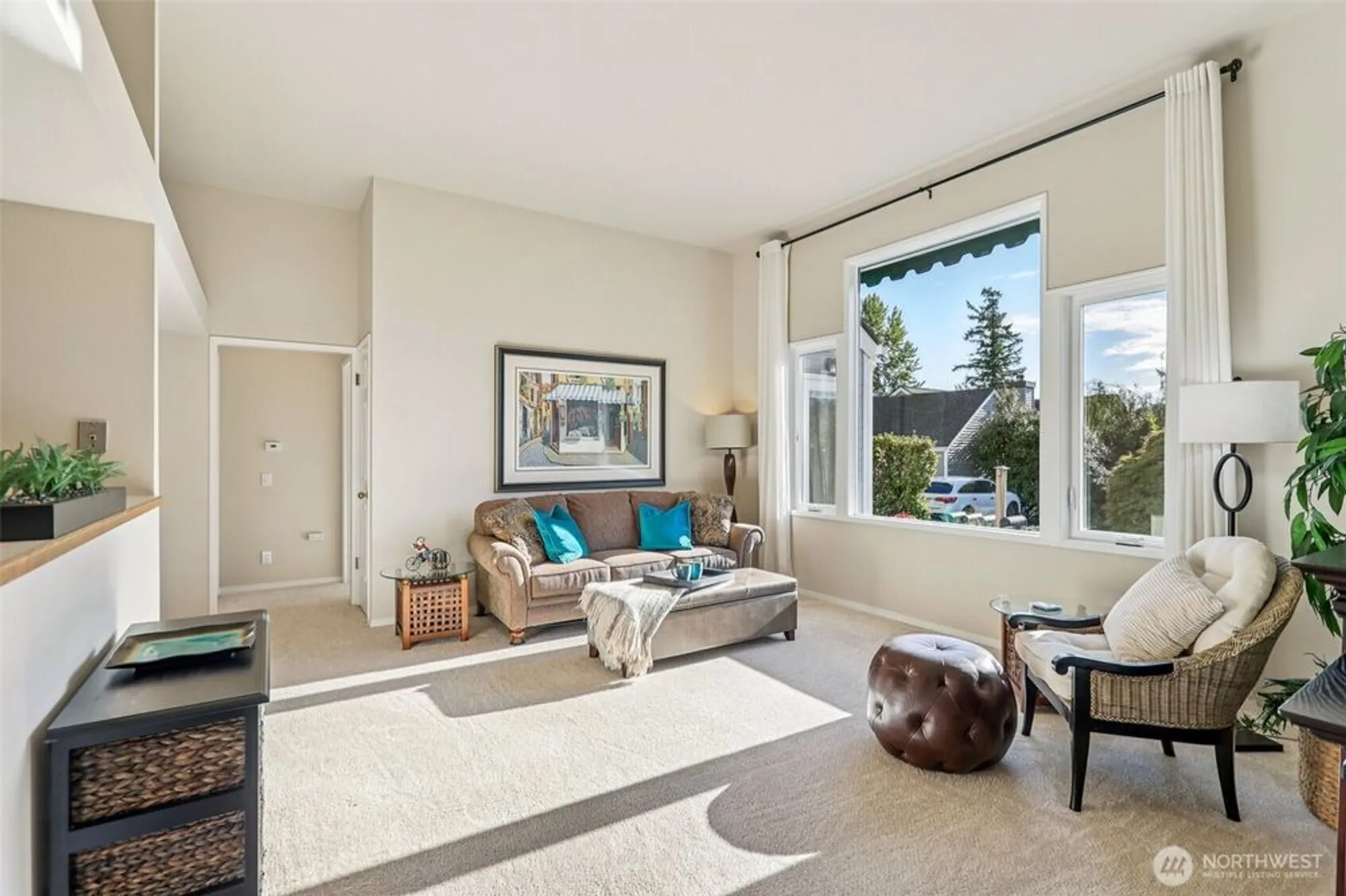 Property Slideshow image 8 of 40 | 4222 221st pl se # 1081, Issaquah, WA, 98029