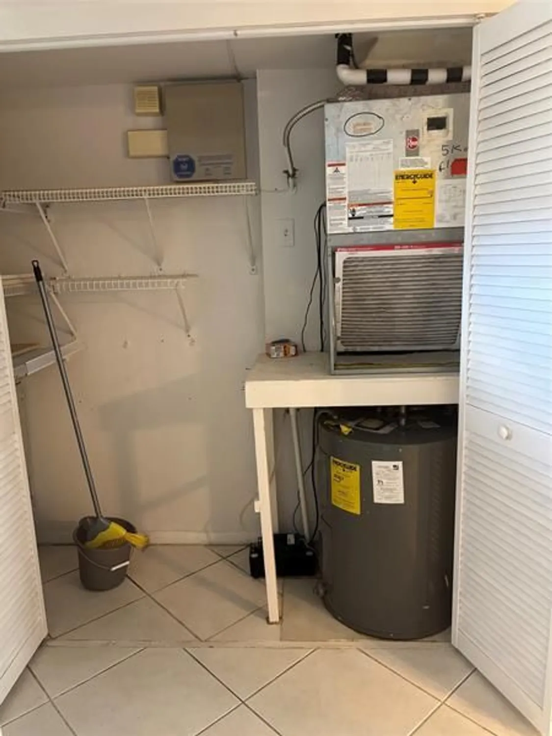 Property Slideshow image 11 of 31 | 601 nw 78th ter apt 107, Margate, FL, 33063