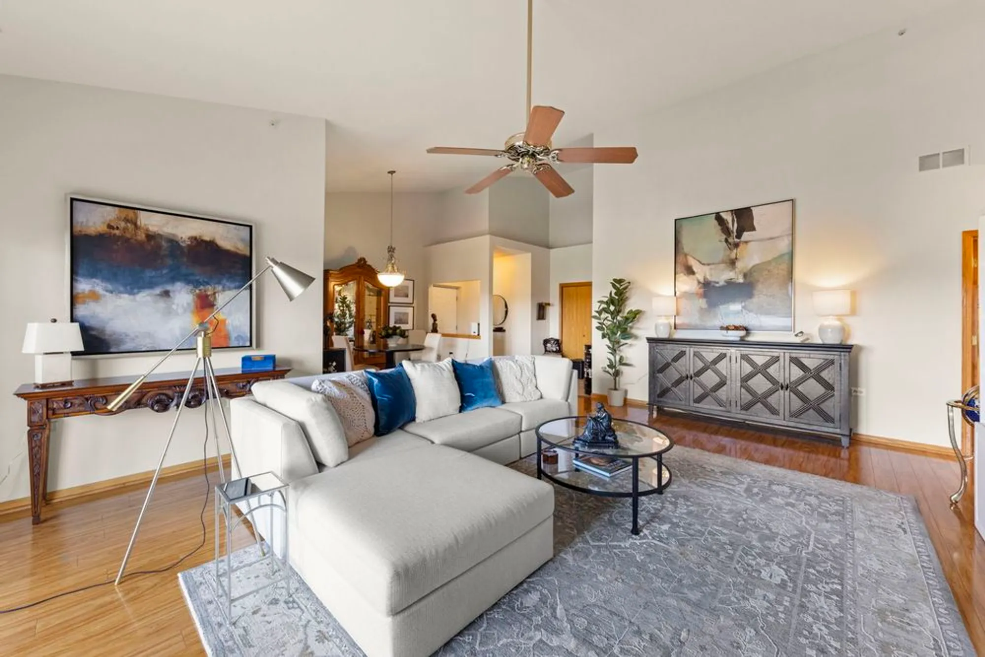 Property Slideshow image 10 of 23 | 18350 pine ridge dr apt 3d, Tinley Park, IL, 60477
