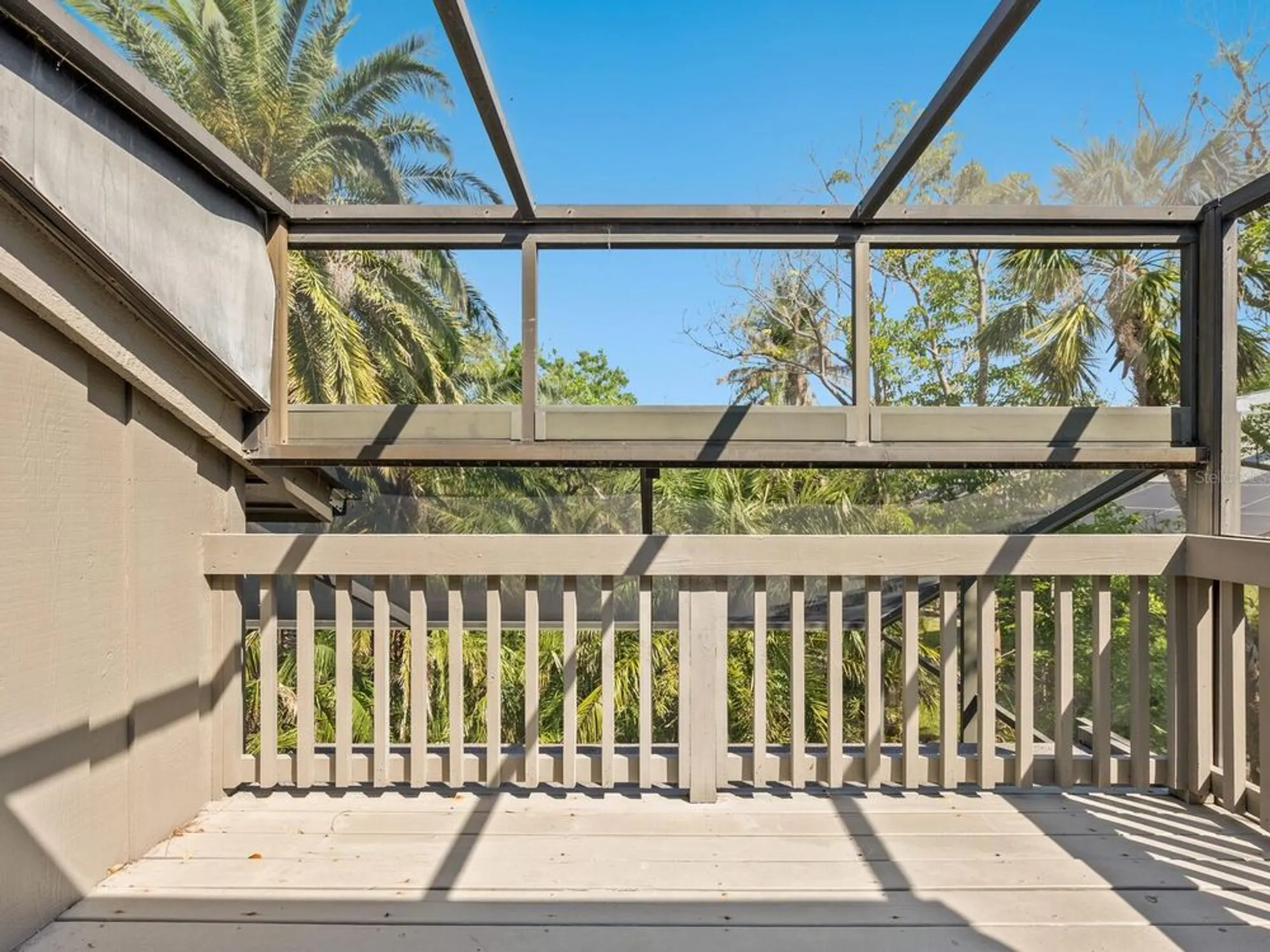 Property Slideshow image 32 of 56 | 1493 landings lake dr # 32, Sarasota, FL, 34231