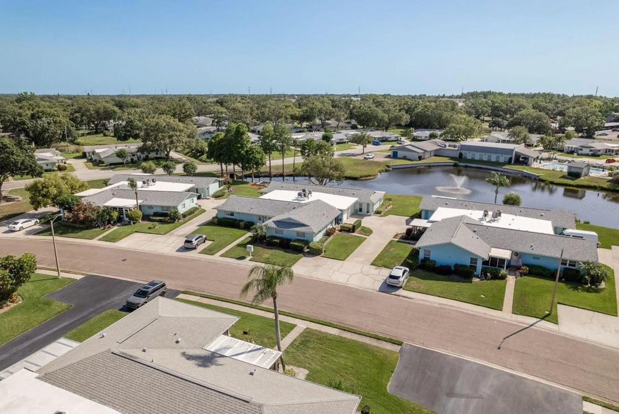 Property Slideshow image 33 of 55 | 2738 sherbrooke ln c, Palm Harbor, FL, 34684