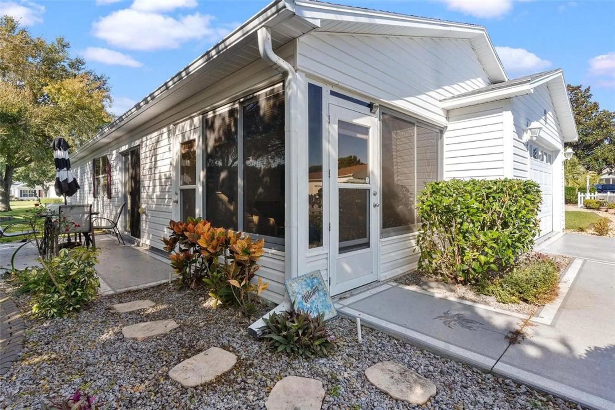 Property Slideshow image 4 of 40 | 2670 suffolk st, The Villages, FL, 32162